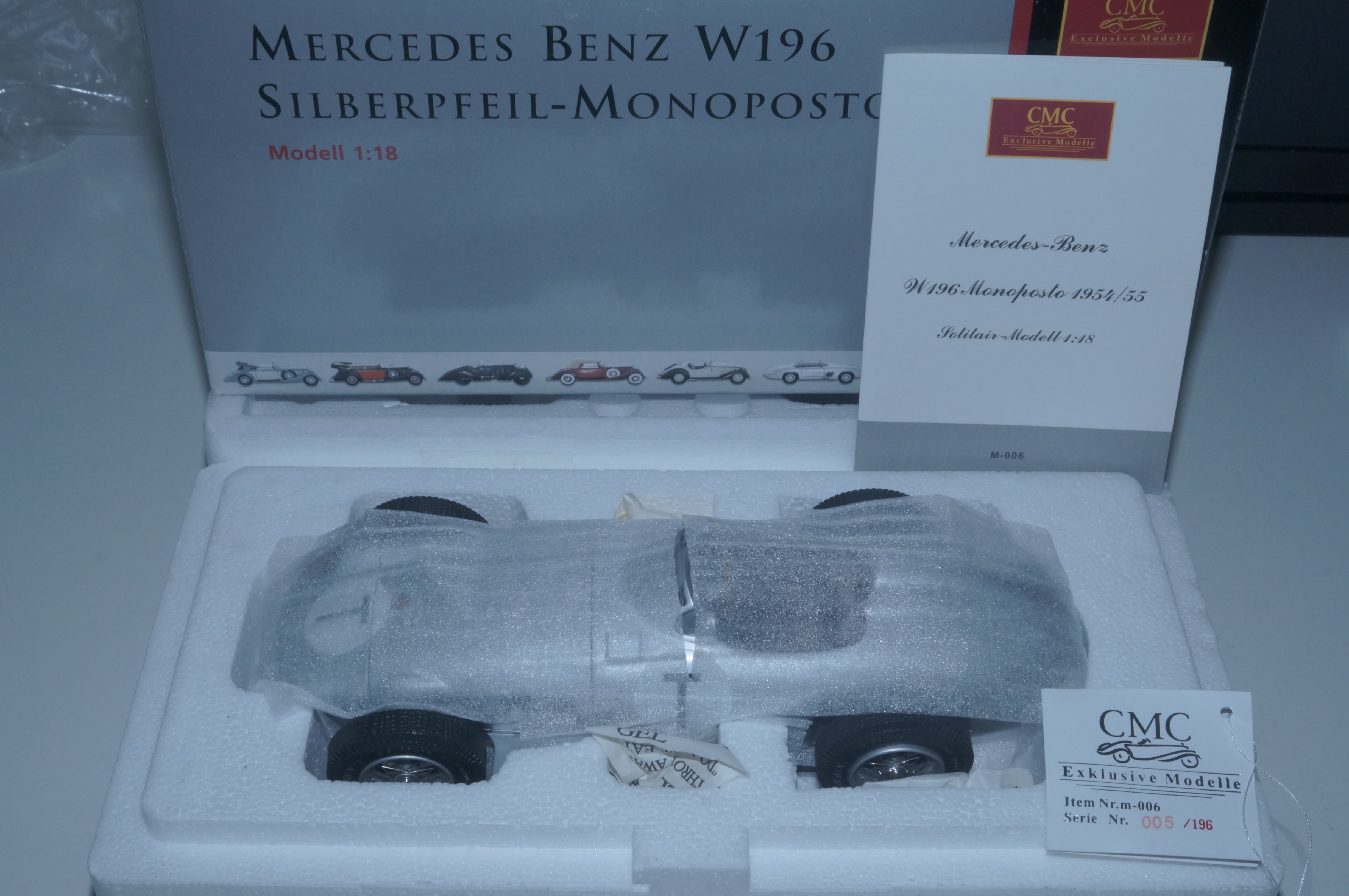 Mercedes-Benz W196 T-CAR + Renntransporter 'Blue Wonder' im Bundle CMC M-006T + M-036