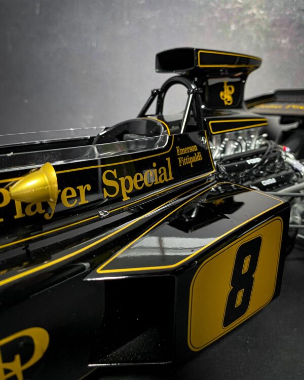 1/8 LOTUS 72D JOHN PLAYER SPECIAL Bausatz/Kit Pocher HK114