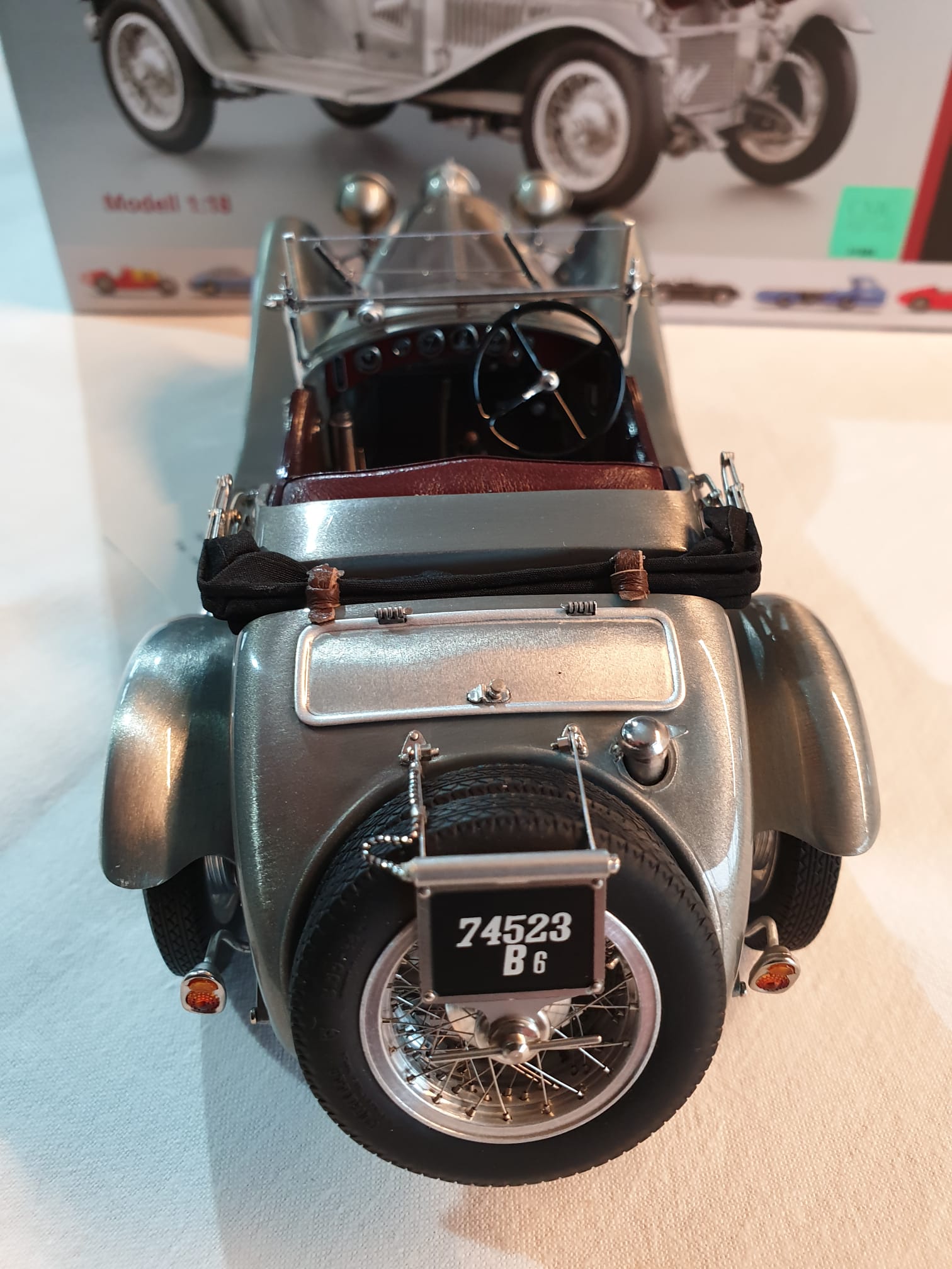 1/18 Alfa Romeo 6C 1750 GS Clear Finish 'unlackiert' CMC M-142