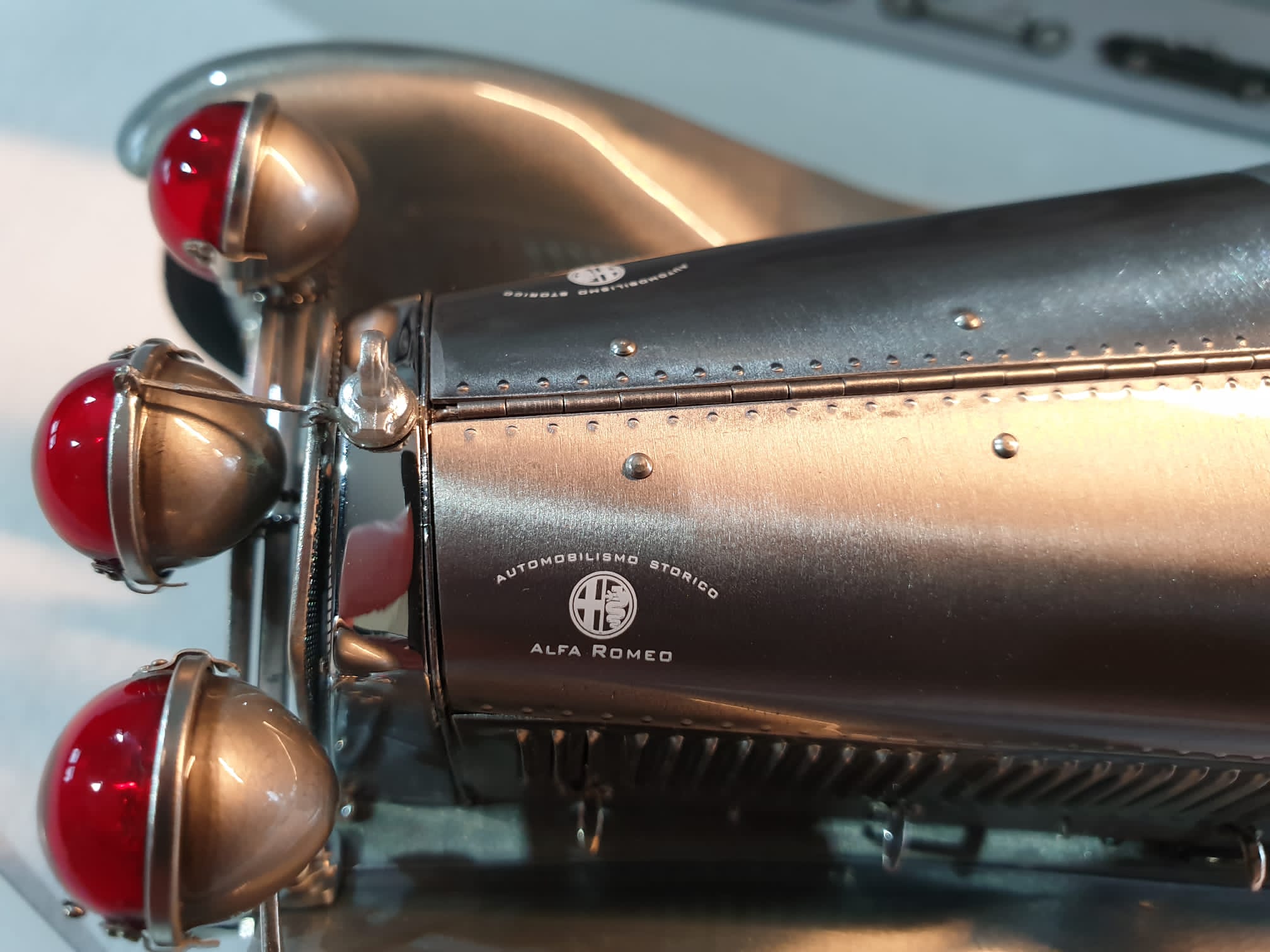 1/18 Alfa Romeo 6C 1750 GS Clear Finish 'unlackiert' CMC M-142