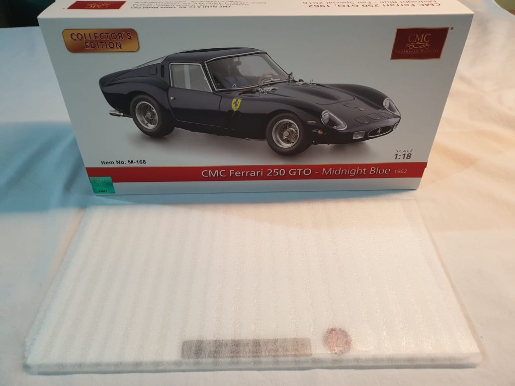 CMC Ferrari 250 GTO Midnight Blue 'Techno Classica 2016' CMC M-168 LE 200 Stueck