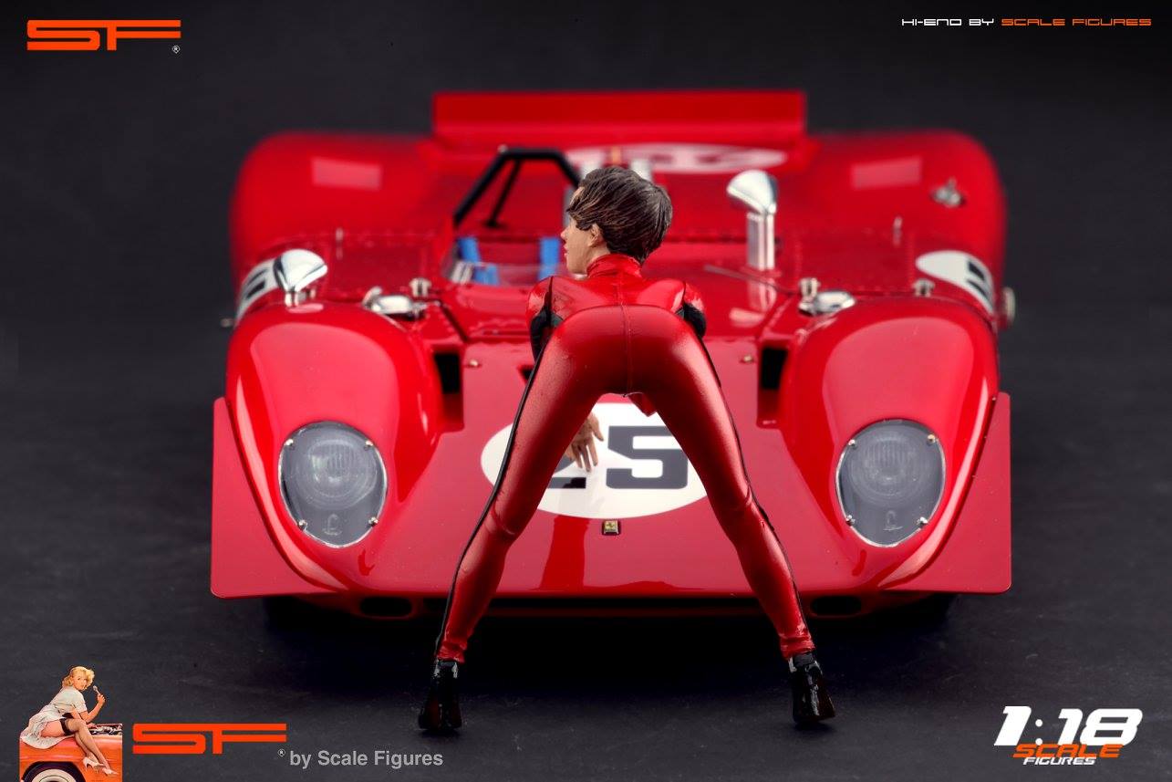 1/18 RACING GIRL red dress von SF Scale Figures - Handarbeit -