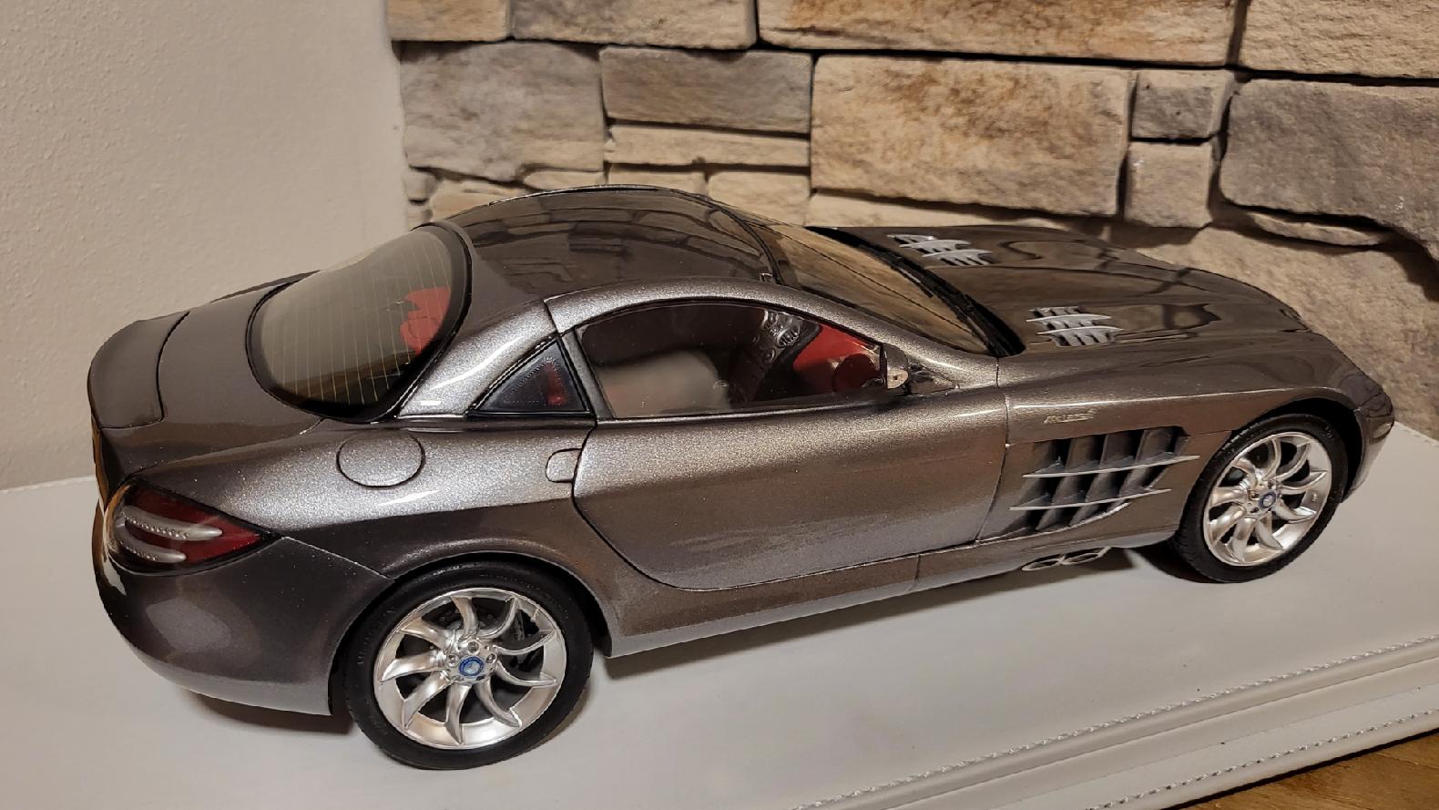 1/12 Mercedes-Benz SLR McLaren 2003 GRAU CMC C-006C aus Vorbesitz