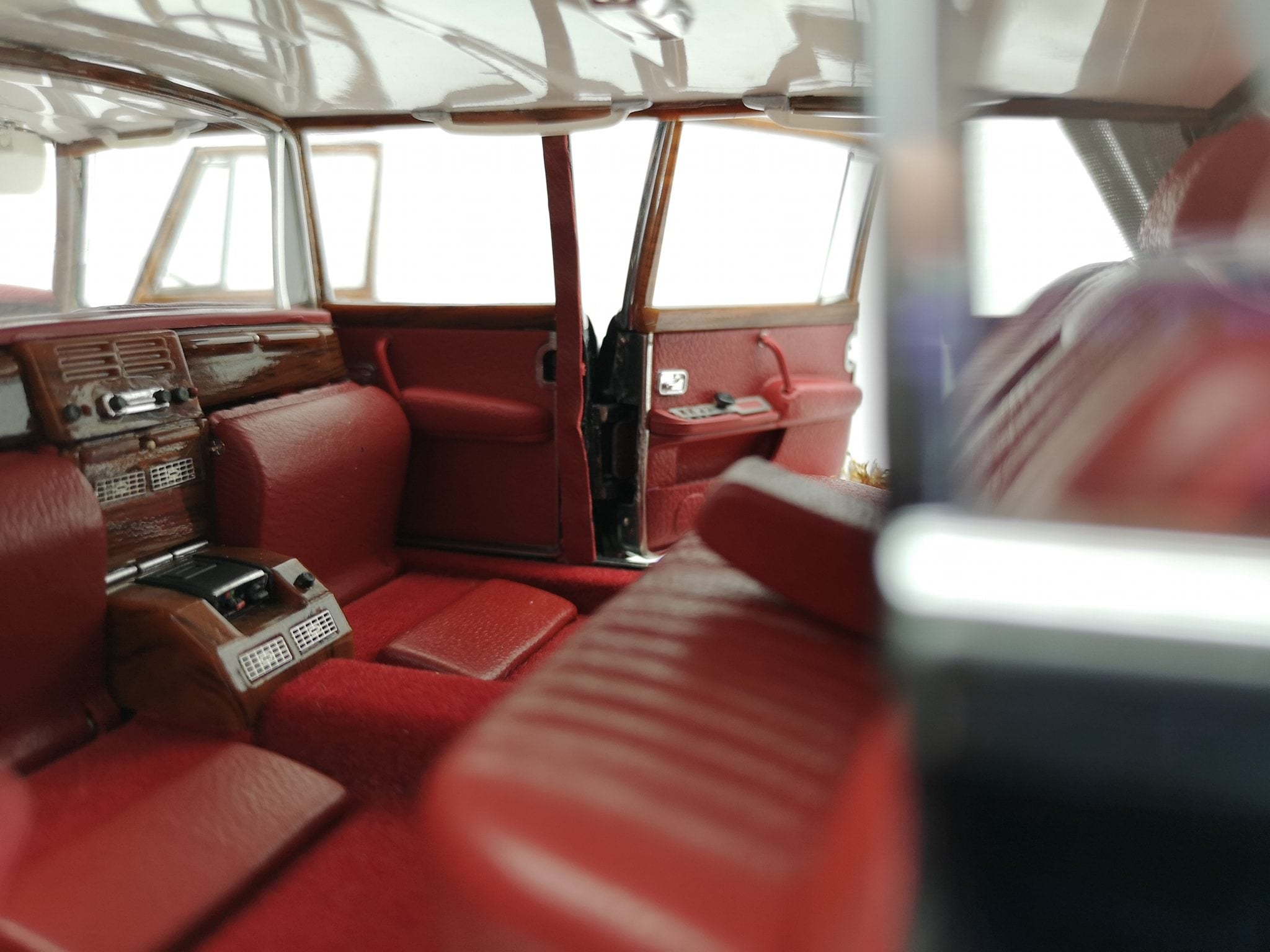 Mercedes-Benz (W100) 6-door Pullmann CMC M-200
