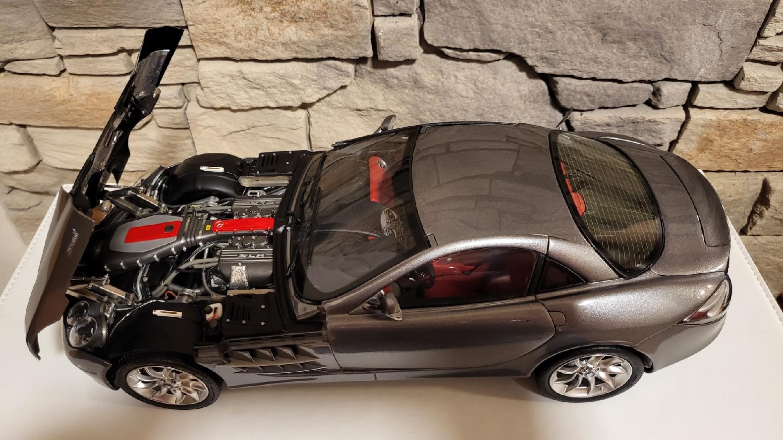 1/12 Mercedes-Benz SLR McLaren 2003 GRAU CMC C-006C aus Vorbesitz