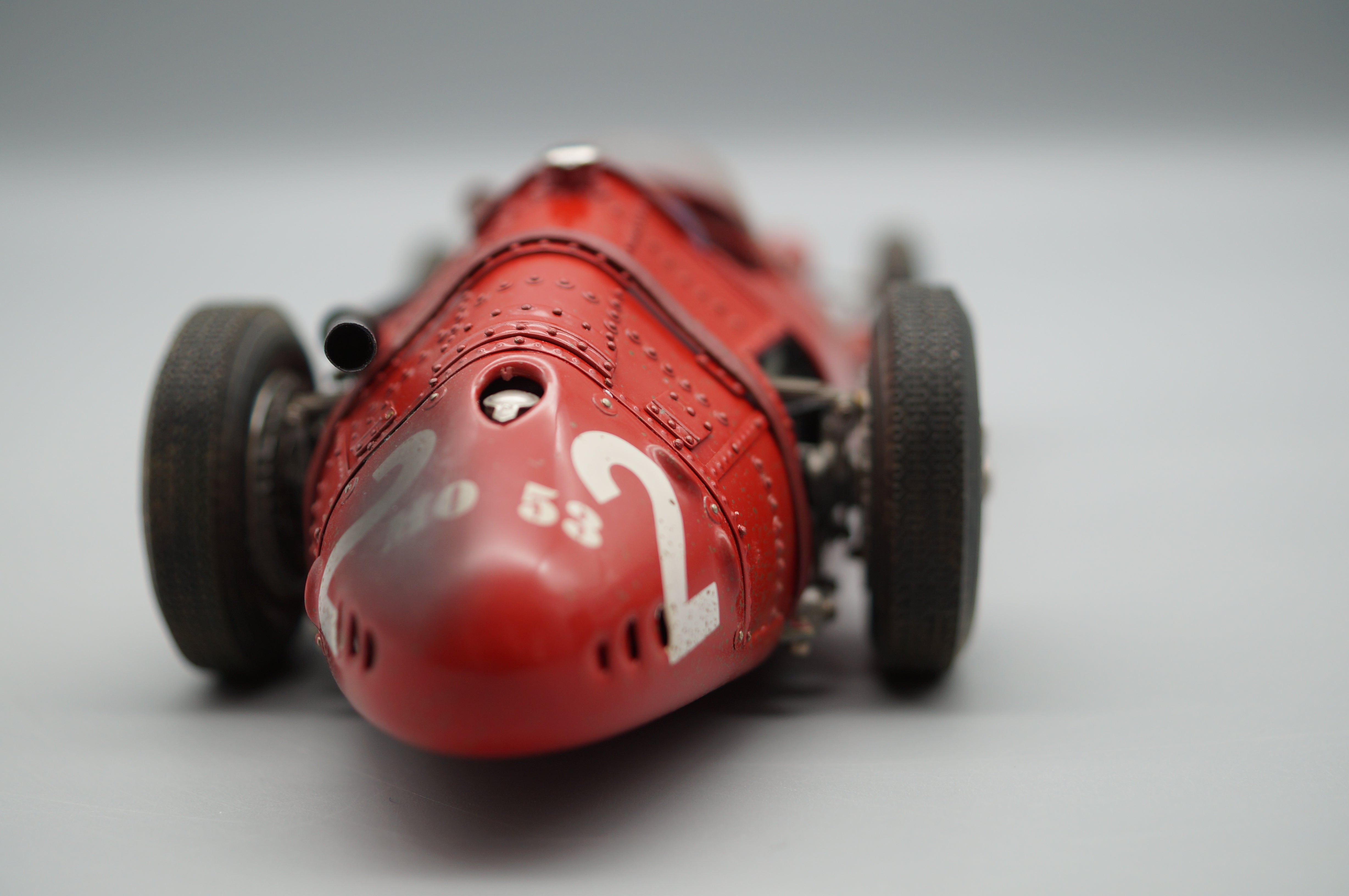 Maserati 250F #2 Dirty Hero collectors edition 20 Jahre CMC M-148 LE 1000 pcs -pre-owned AA491