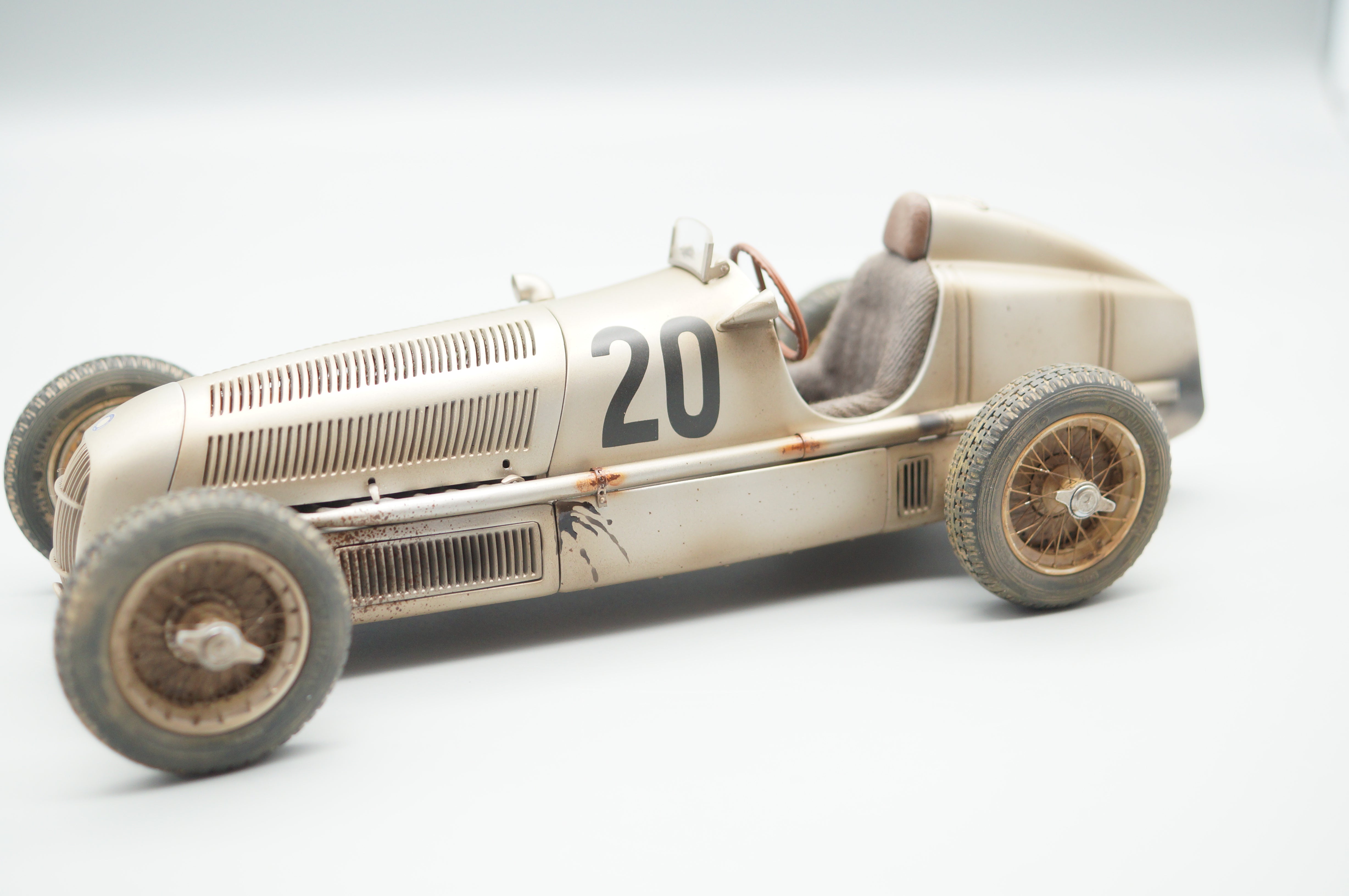 Mercedes-Benz W25 #20 'Dirty Hero' collectors edition 20 Jahre CMC M-147 LE 1000 pcs AA492