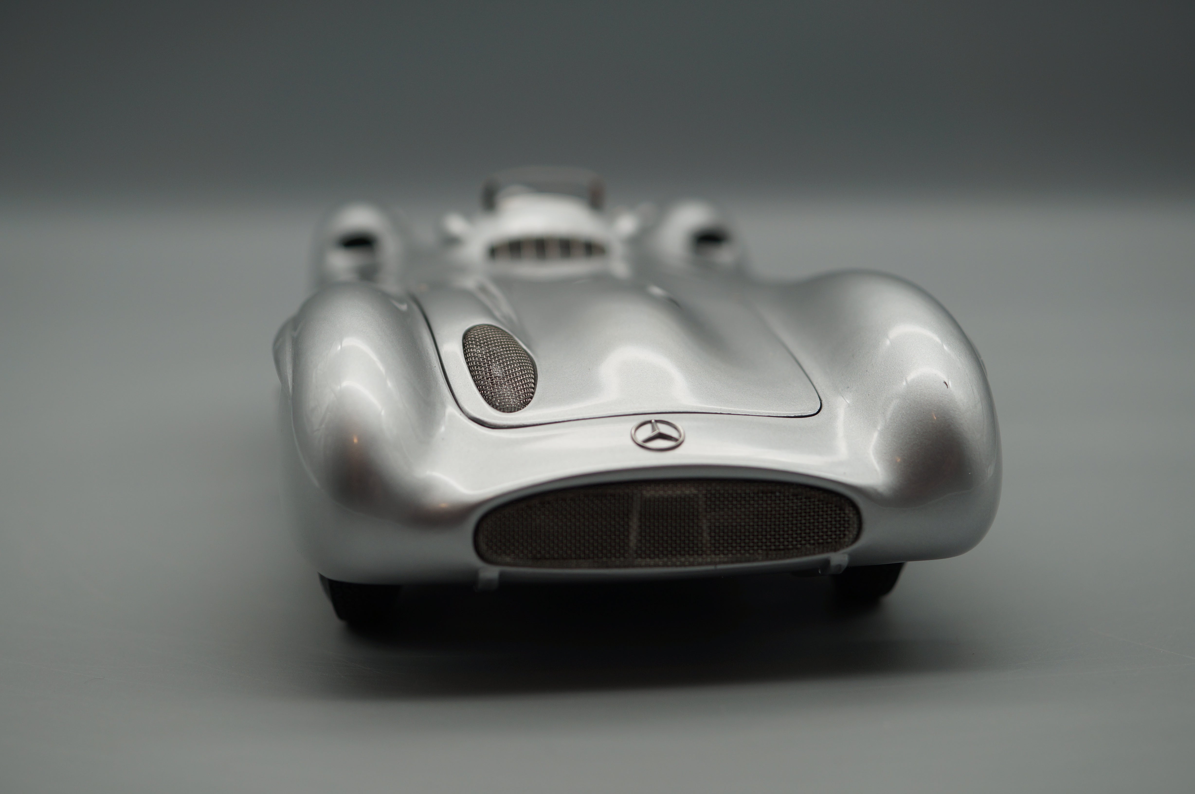 1/18 Mercedes-Benz W196R Stromlinie CMC M-127 - pre-owned- AA493