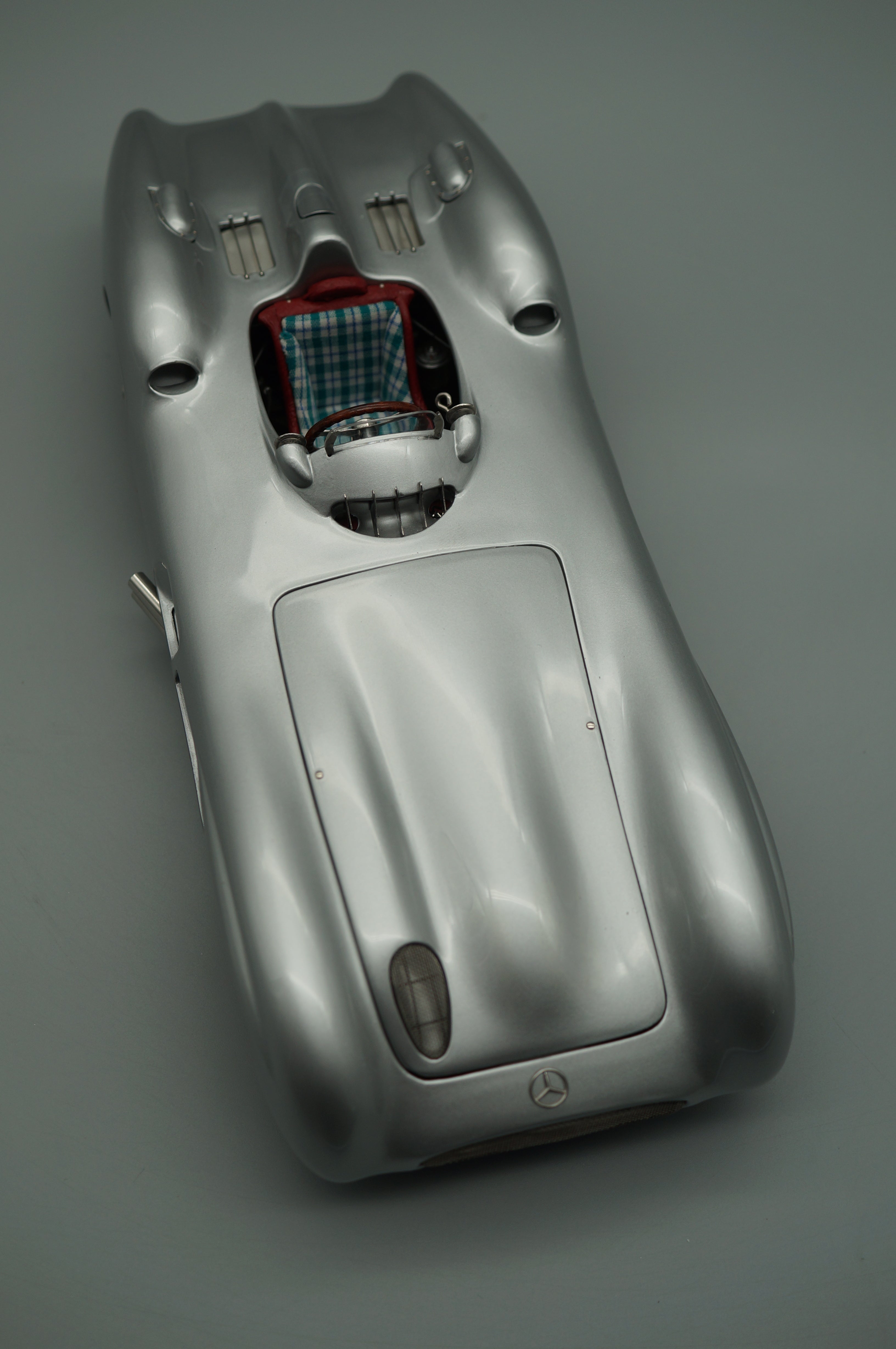 1/18 Mercedes-Benz W196R Stromlinie CMC M-127 - pre-owned- AA493