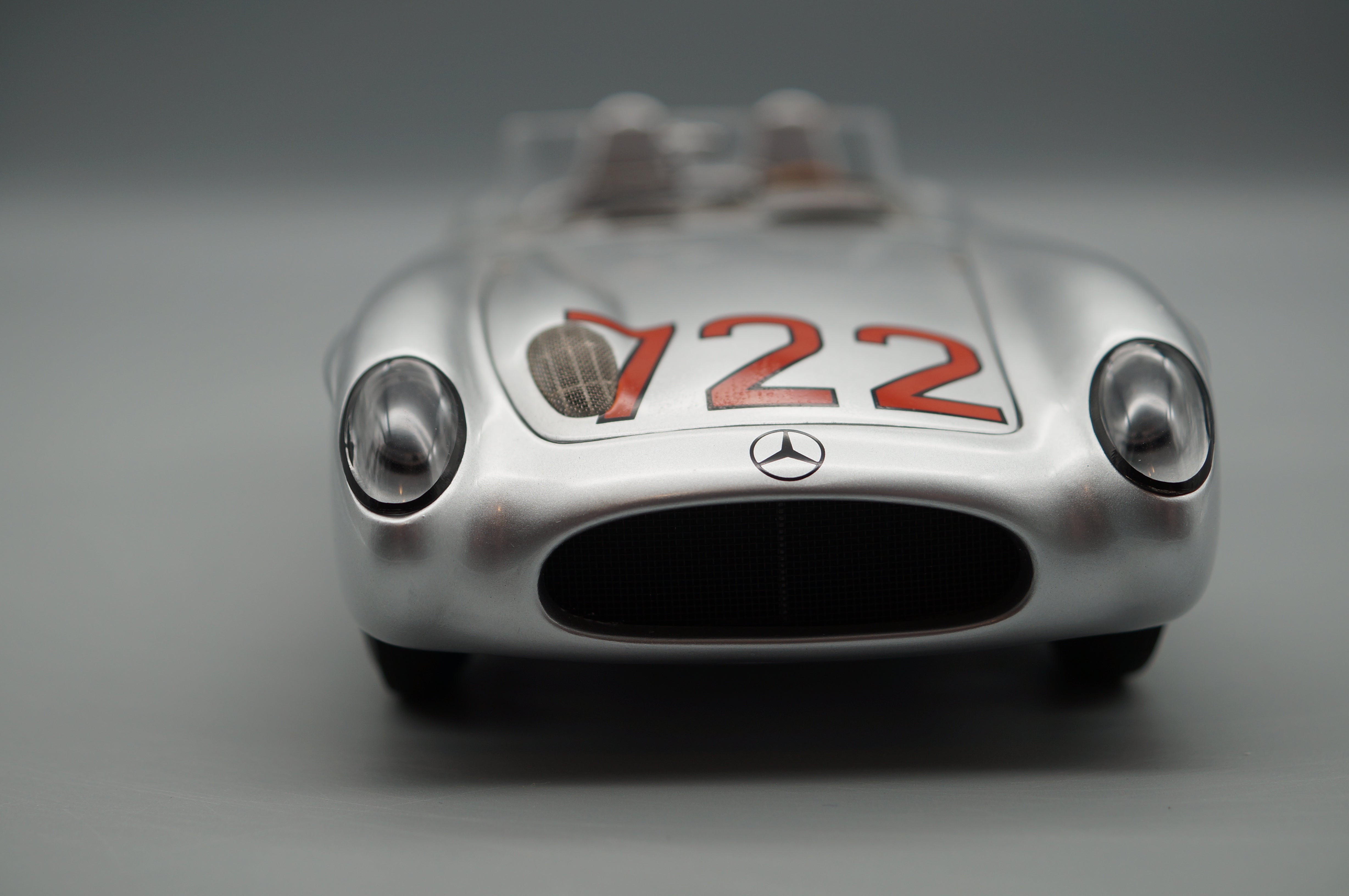 1/18 Mercedes-Benz 300SLR #722 Mille Miglia Stirling 1959 MOSS / JENKINS CMC M-066 -pre-owned- AA494