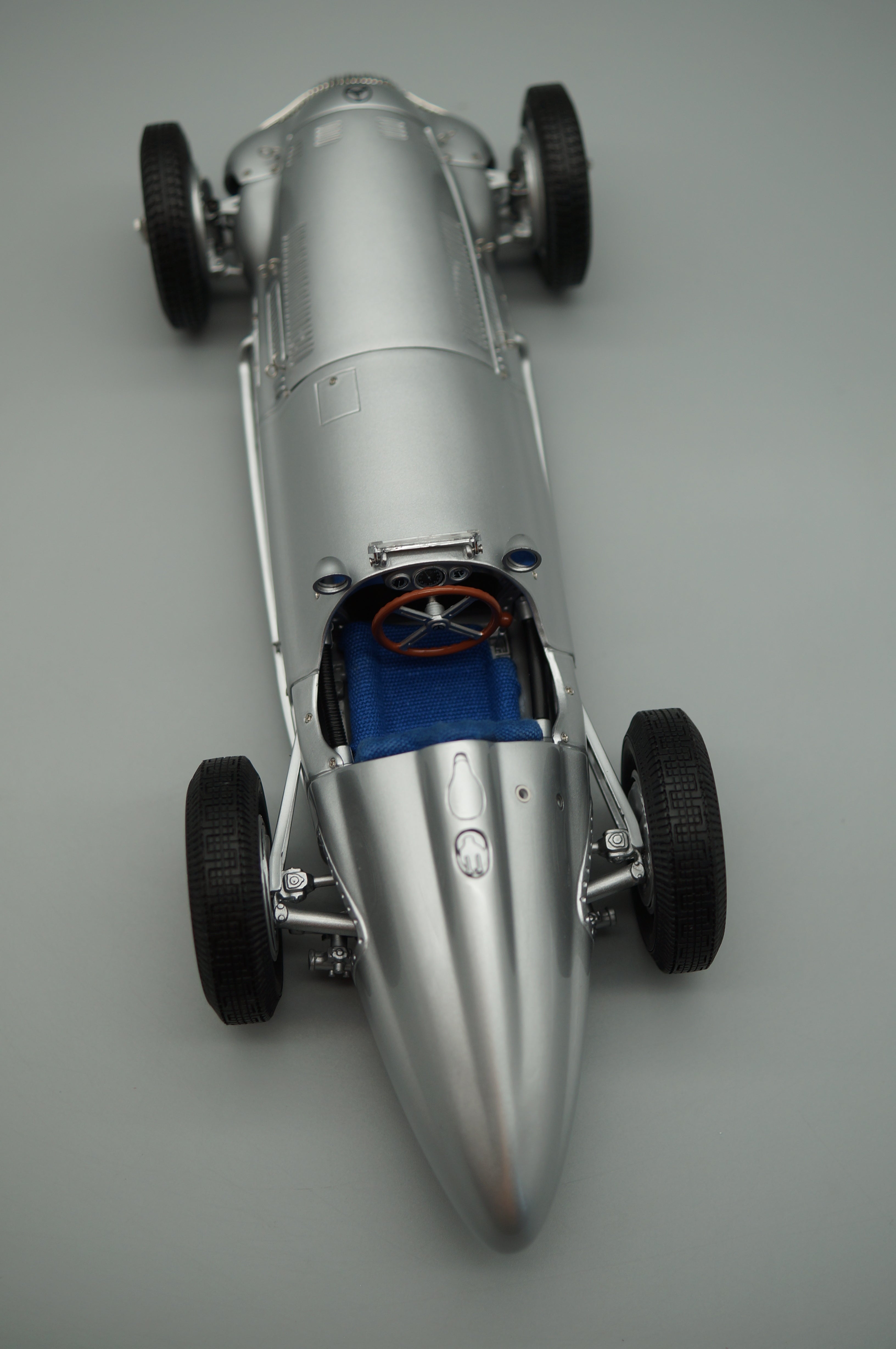 1/18 Mercedes-Benz W154 Der große Sieger Frankreich CMC M-025 -pre-owned- AA498