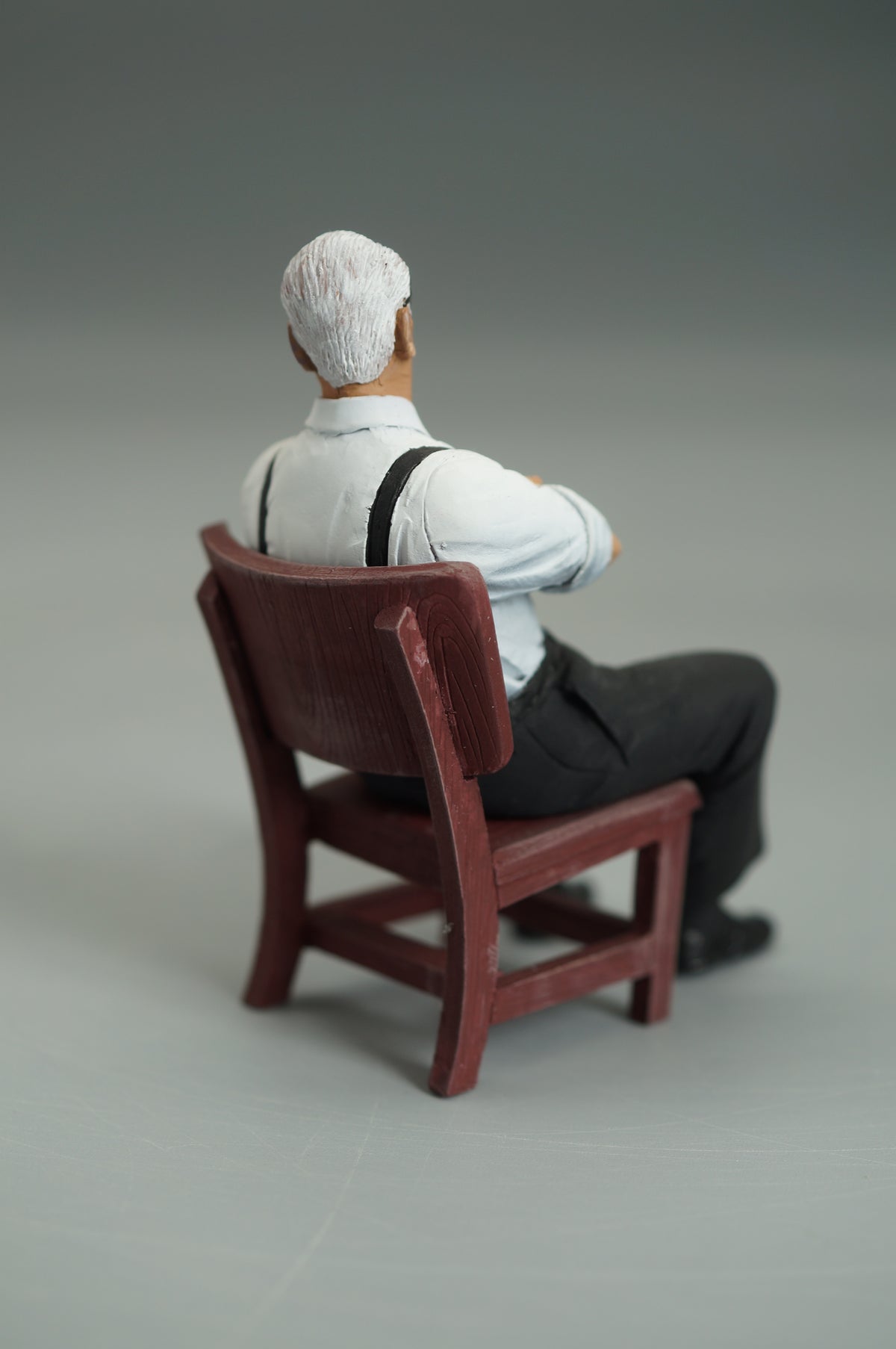 1/18 Enzo Ferrari sitting by SF Scale Figures #33/60 - Handmade - pre-owned