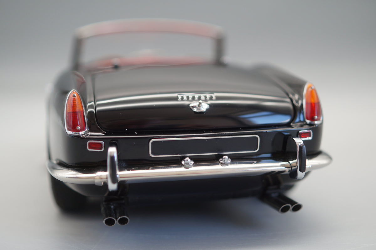1/18 Ferrari 250 SWB California Spyder 1961 black #1565/2500 CMC M-094 -pre-owned -FH303