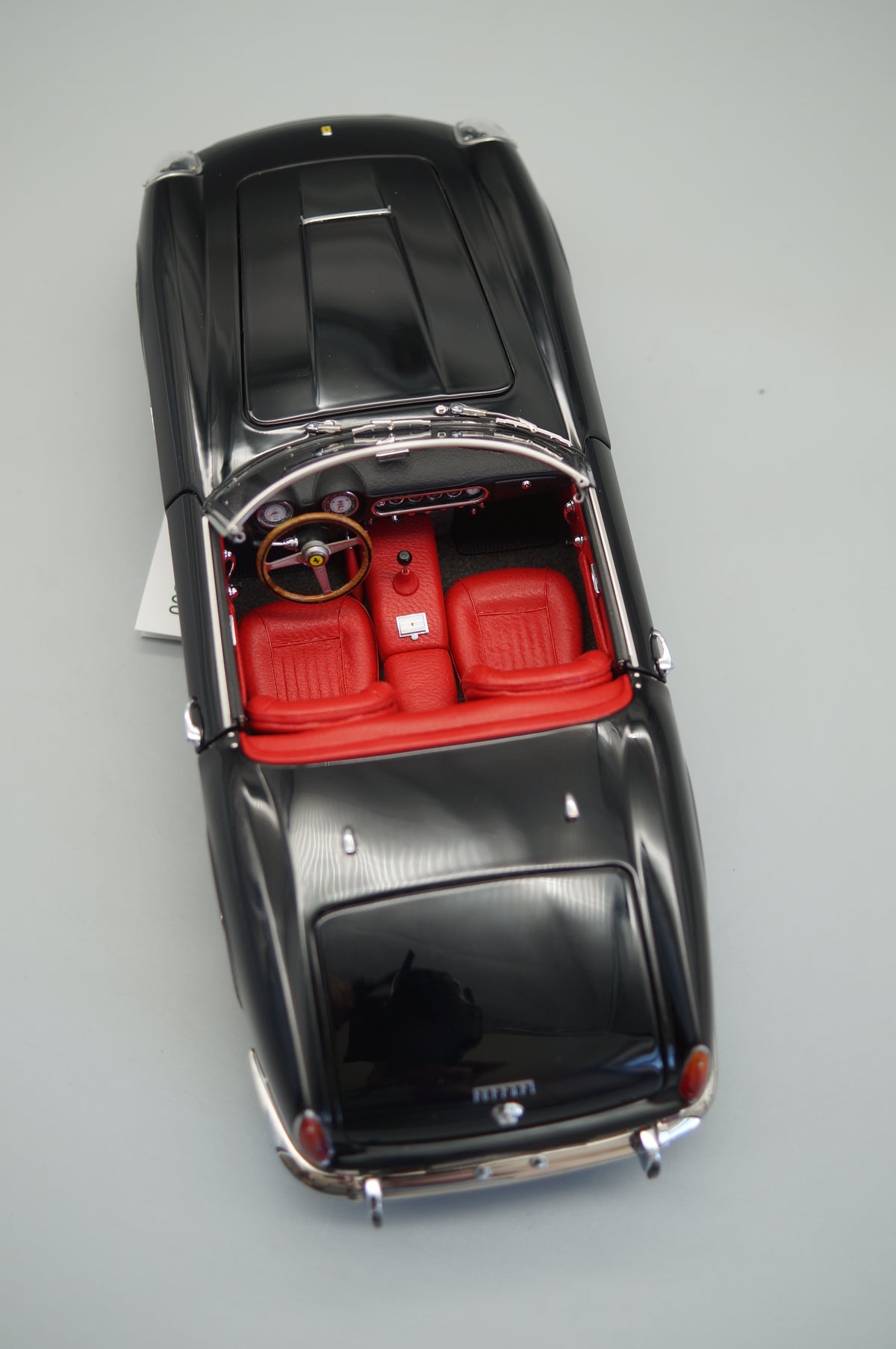 1/18 Ferrari 250 SWB California Spyder 1961 black #1565/2500 CMC M-094 -pre-owned -FH303