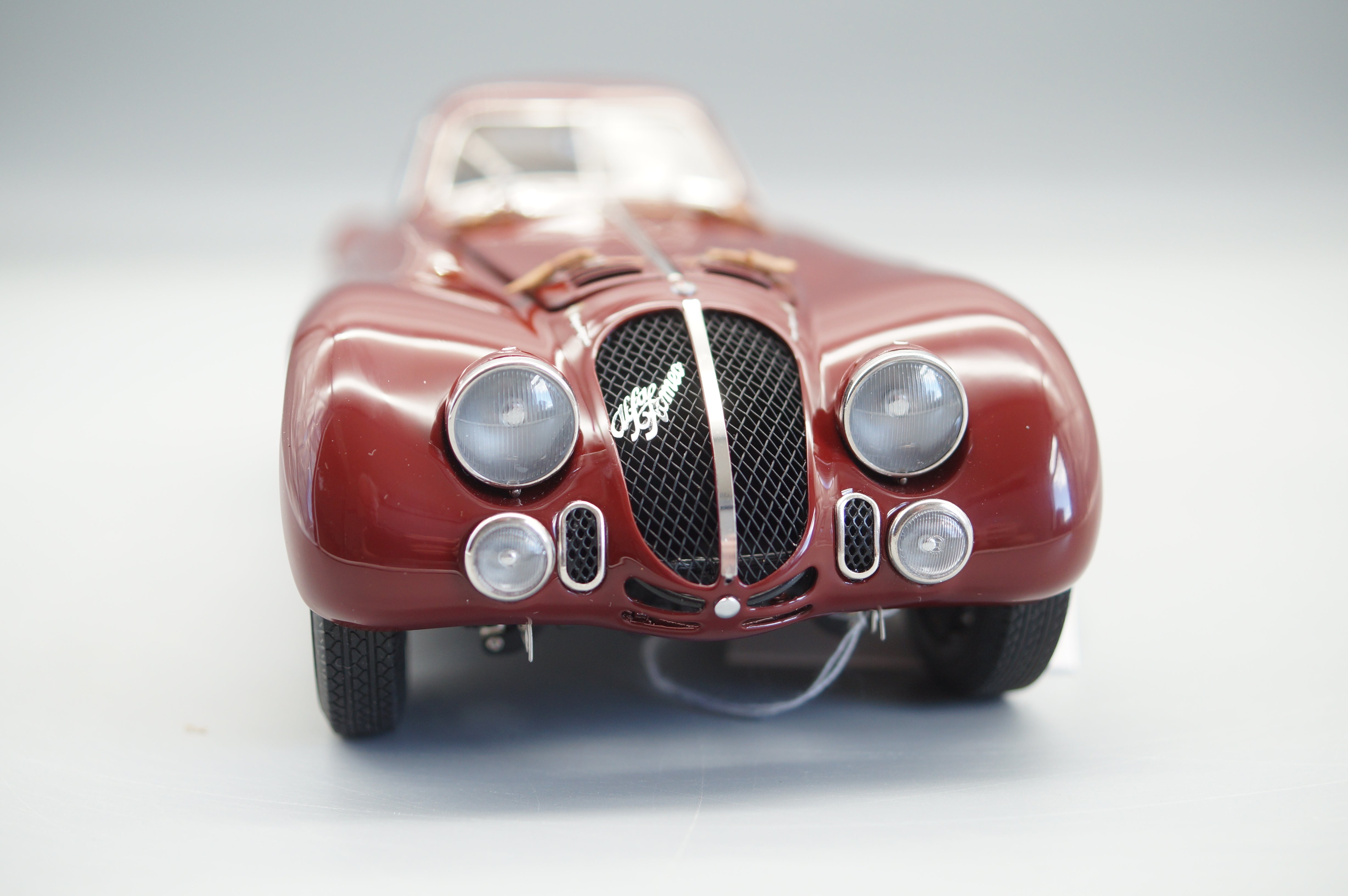1/18 Alfa Romeo 8C 2900B Speciale Touring Coupe 1938 #2211 CMC M-107 -pre-owned