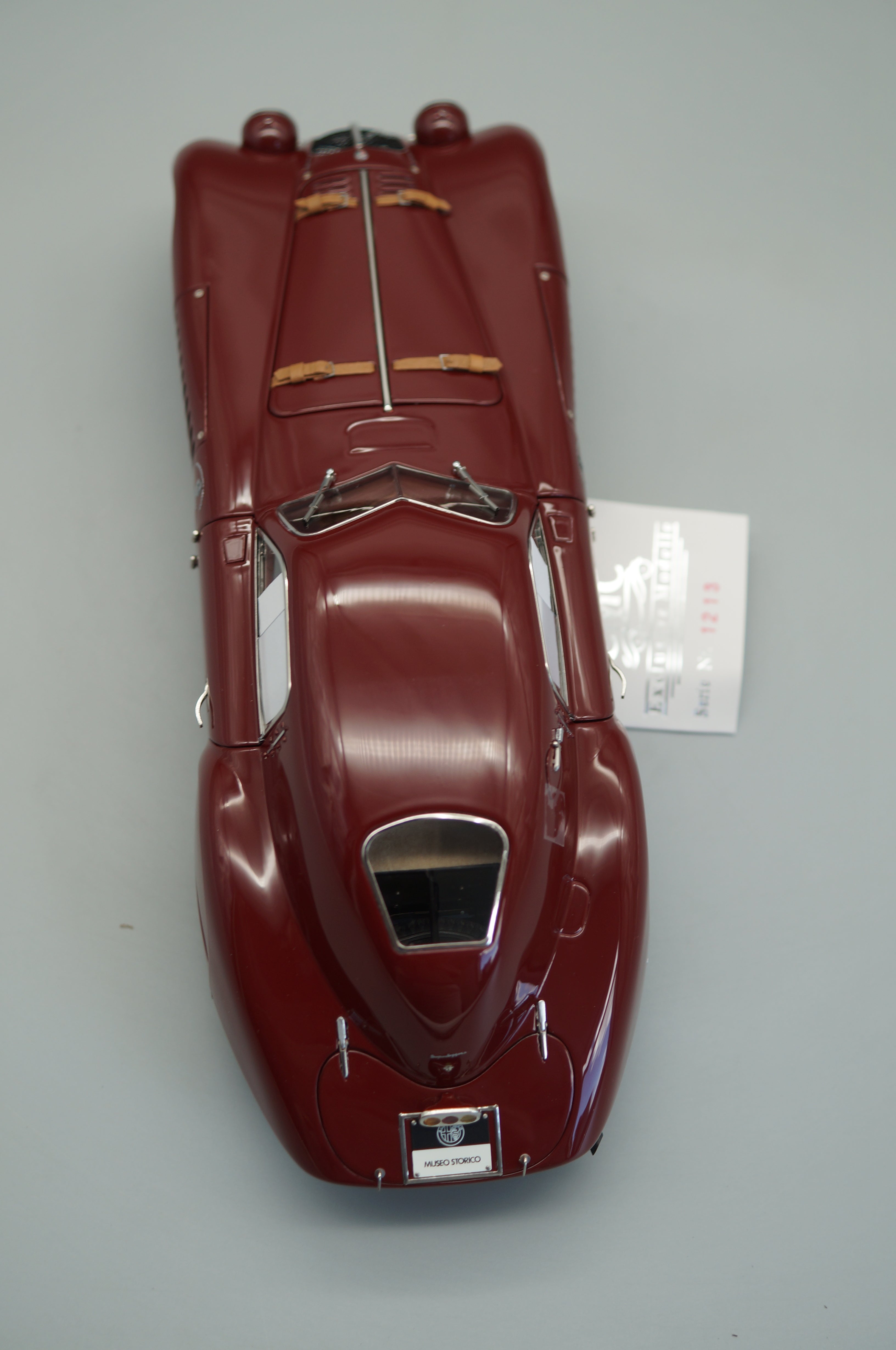 1/18 Alfa Romeo 8C 2900B Speciale Touring Coupe 1938 #2211 CMC M-107 -pre-owned