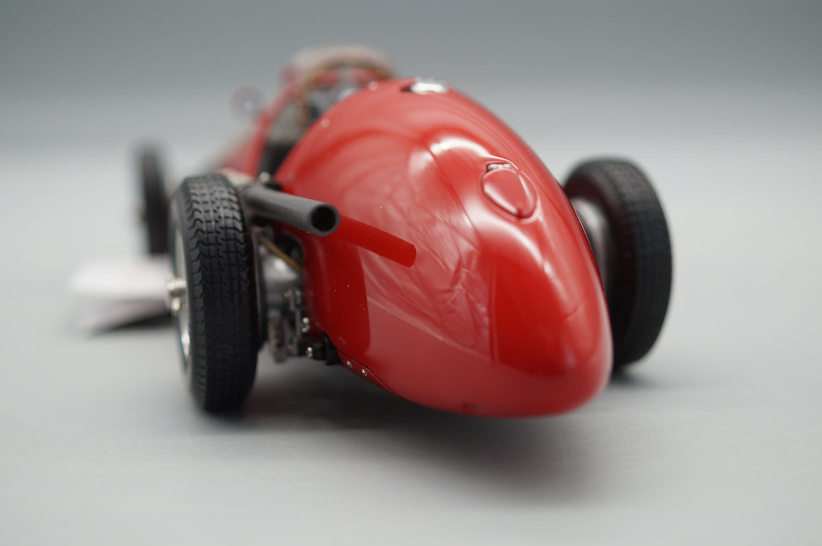 1/18 Ferrari 500 F2 1953 Double World Champion #2475 CMC M-056 -pre-owned -FH320