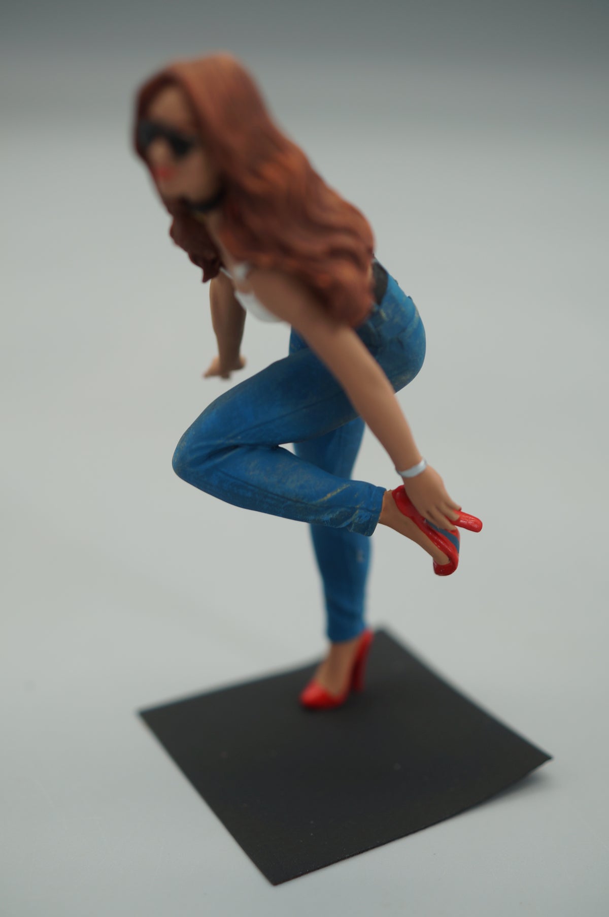 1/18 Girl in red shoes von SF Scale Figures - Handarbeit - pre owned