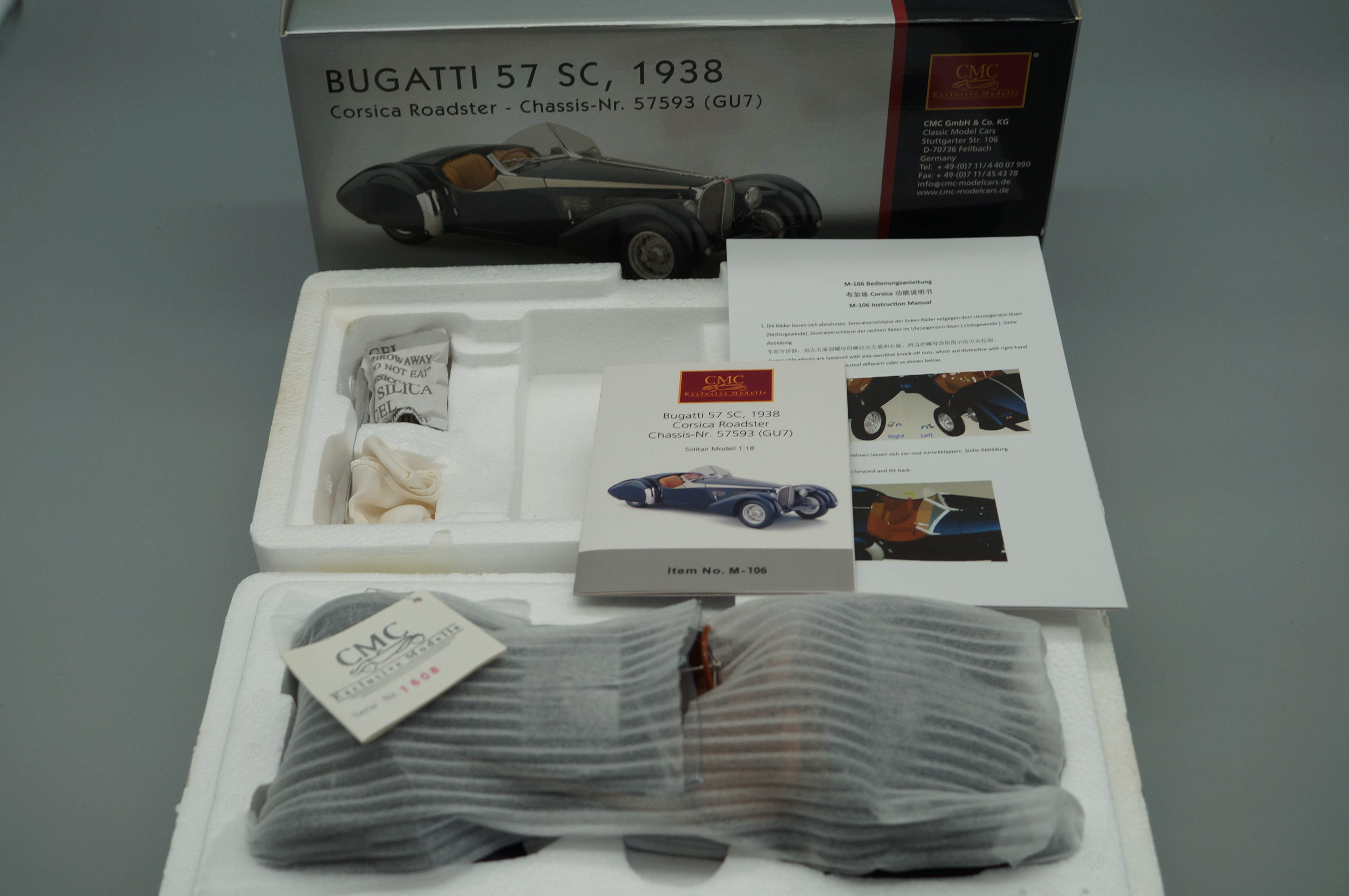 1/18 Bugatti 57 SC Corsica Roadster CMC M-106 -pre-owned- HPRF684