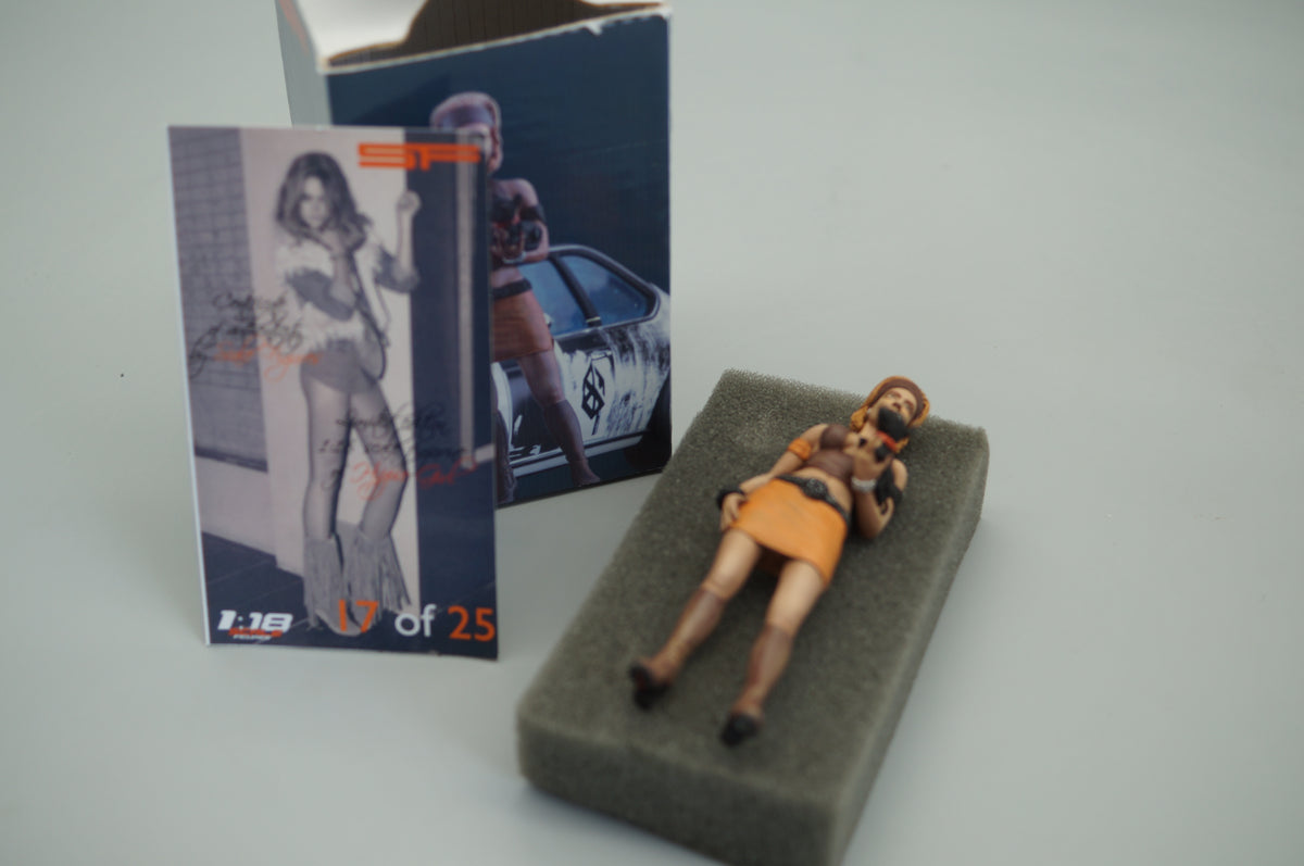 1/18 HippieGirl von SF Scale Figures #17/25 - Handarbeit - pre-owned