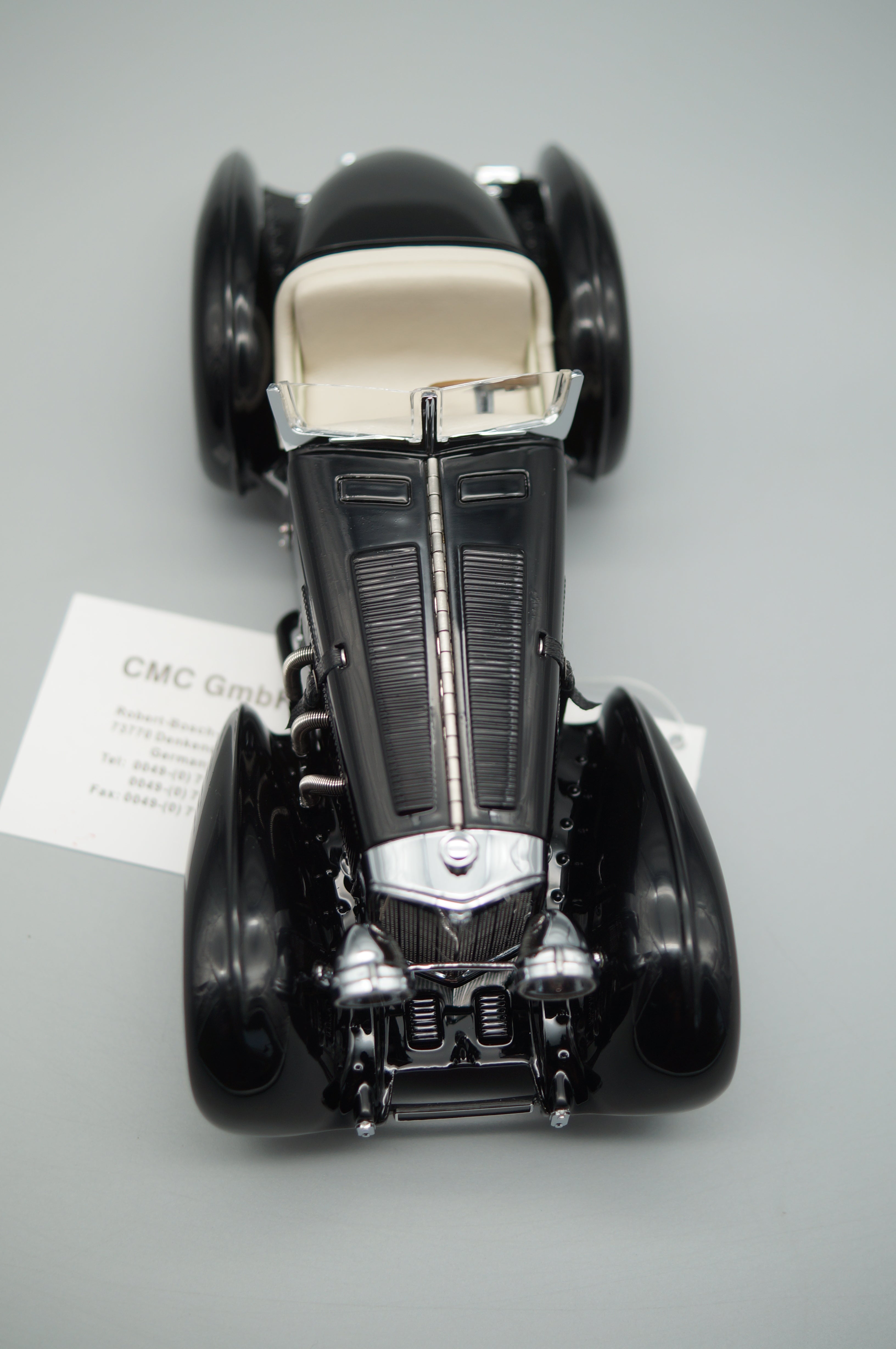 1/24 Mercedes-Benz SSK Trossi 'The Black Prince' CMC M-001 white interior 1/24