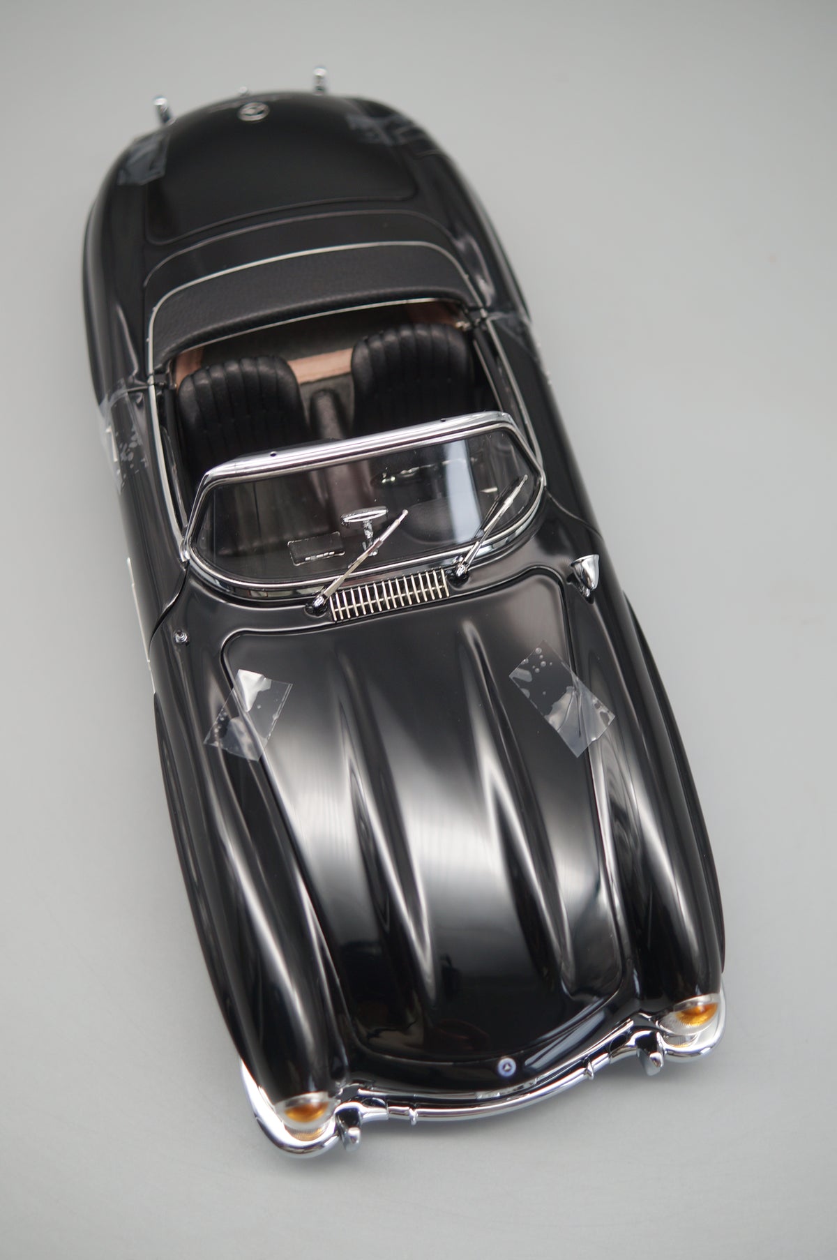 1/18 Mercedes-Benz 300 SL W198 Roadster offen schwarz CMC M-293