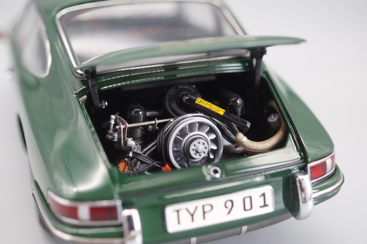 1/18 Porsche 901 Coupe irischgrün #2340/5000 CMC M-067B -pre-owned -MH324