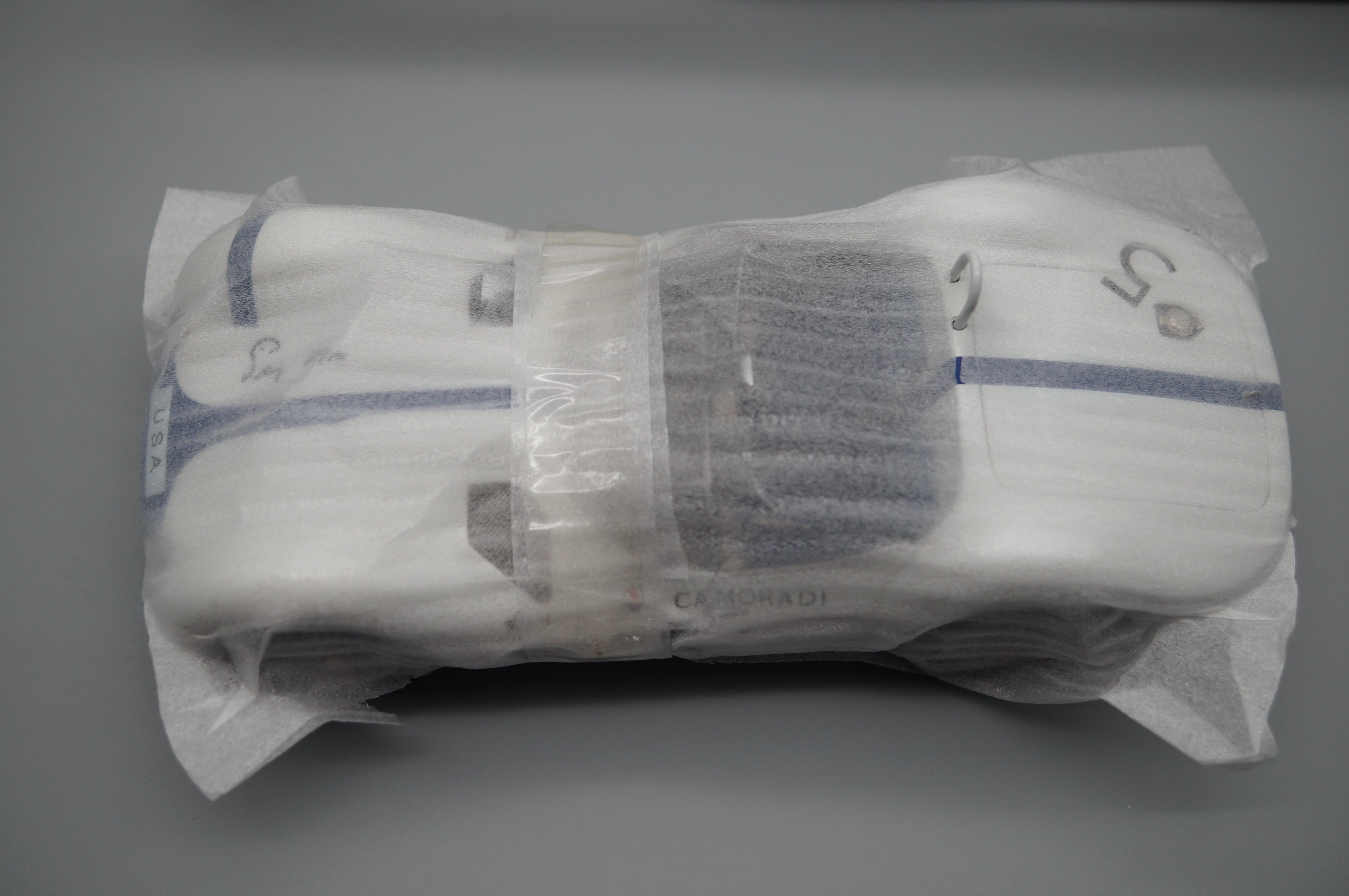 1/18 Maserati Birdcage #5 signed by Stirling Moss CMC M-061