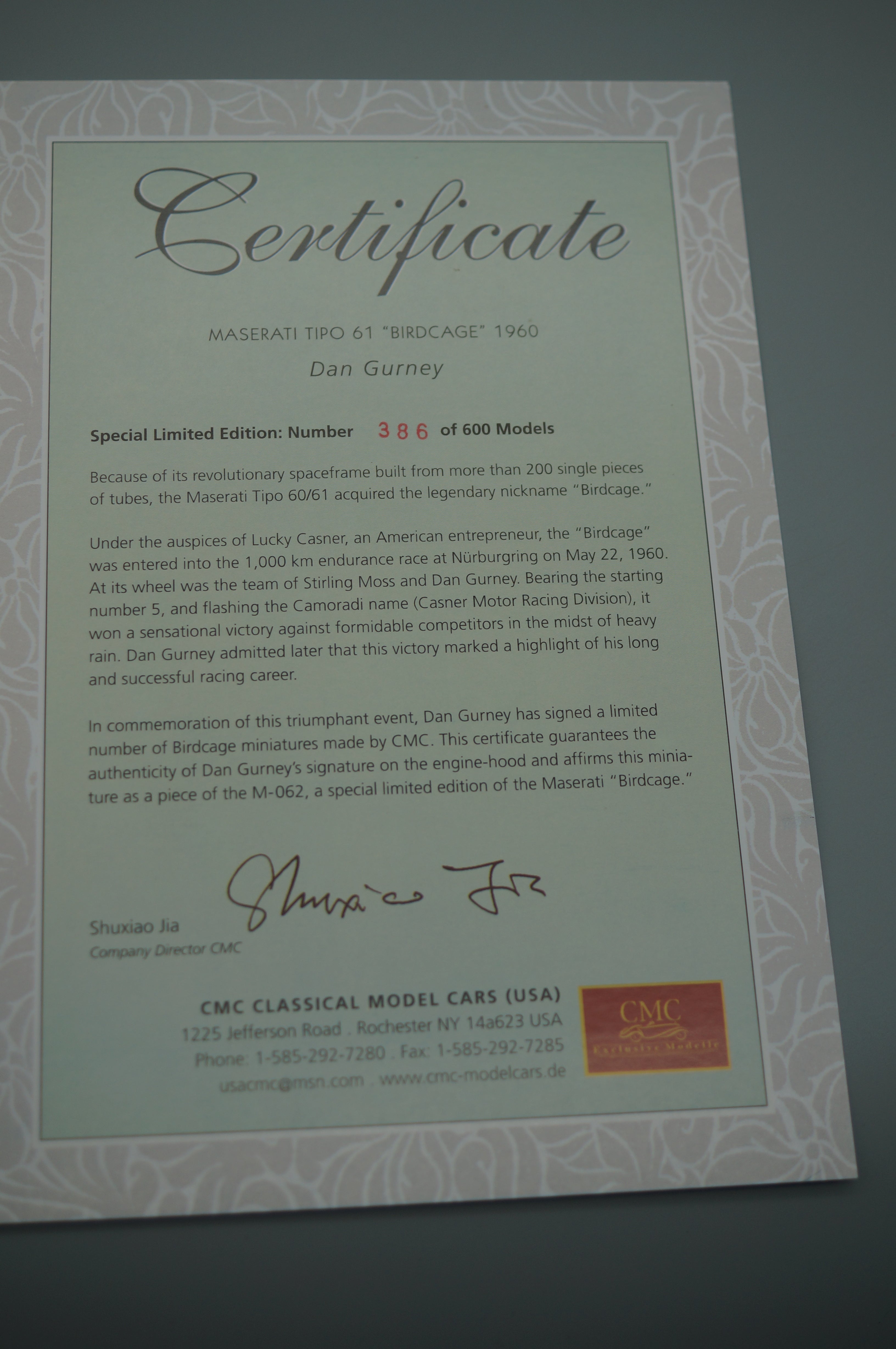 1/18 Maserati Birdcage #5 signiert von Dan Gurney CMC M-062