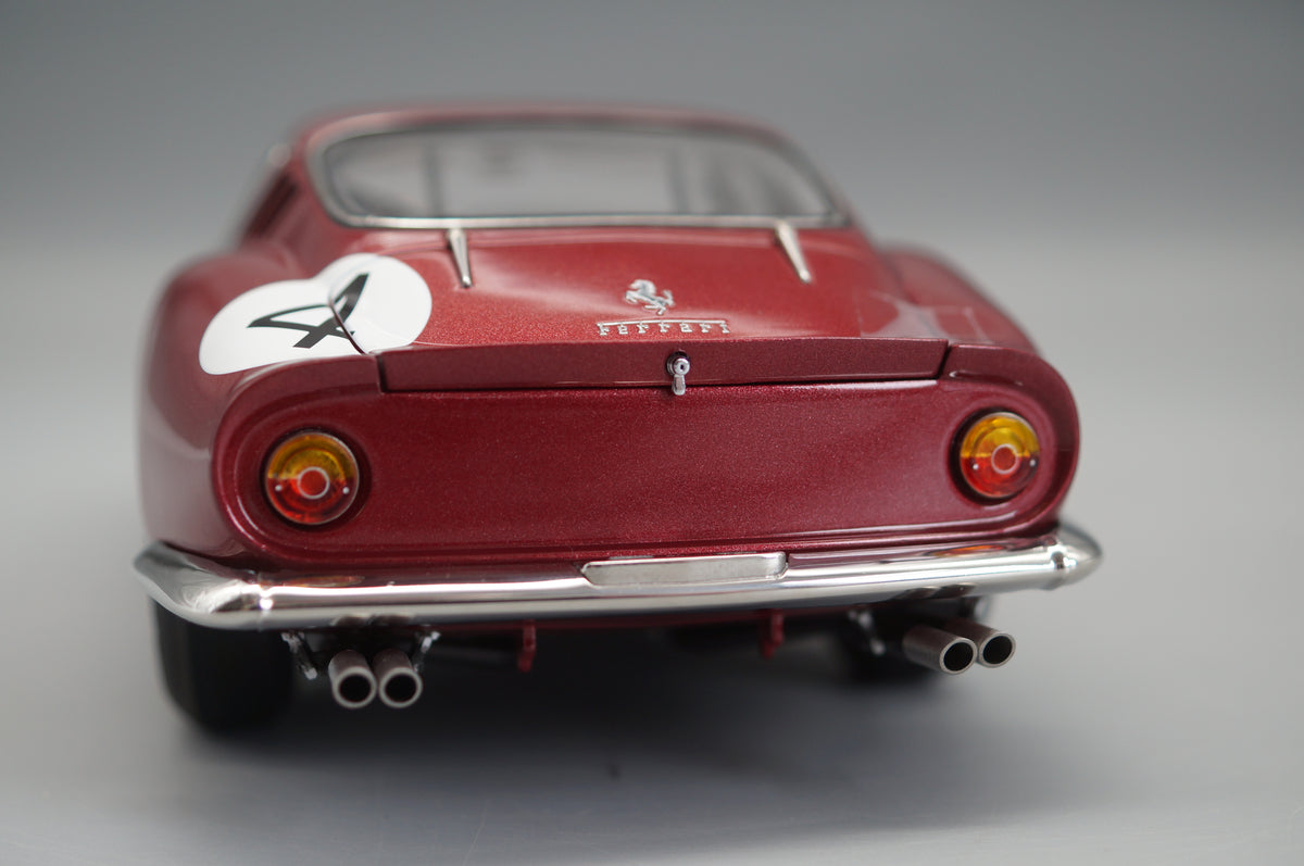 1/18 Ferrari 275 GTB/C #4 Pedro Rodriguez Chassis 09063 von 1966 rubinrot #0756/1000 CMC M-213 -pre-owned MH327