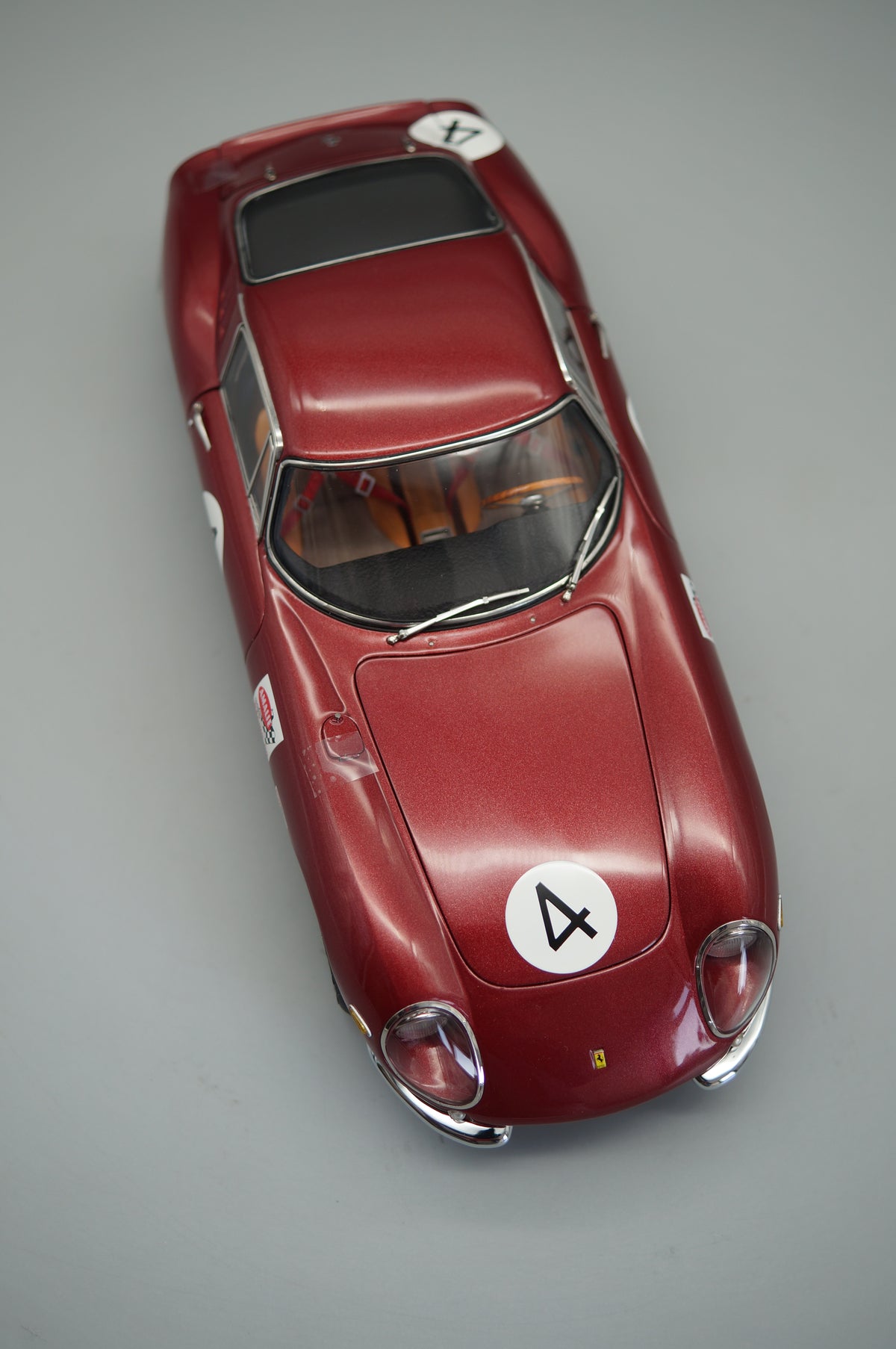 1/18 Ferrari 275 GTB/C #4 Pedro Rodriguez Chassis 09063 von 1966 rubinrot #0362/1000 CMC M-213 -pre-owned MH348