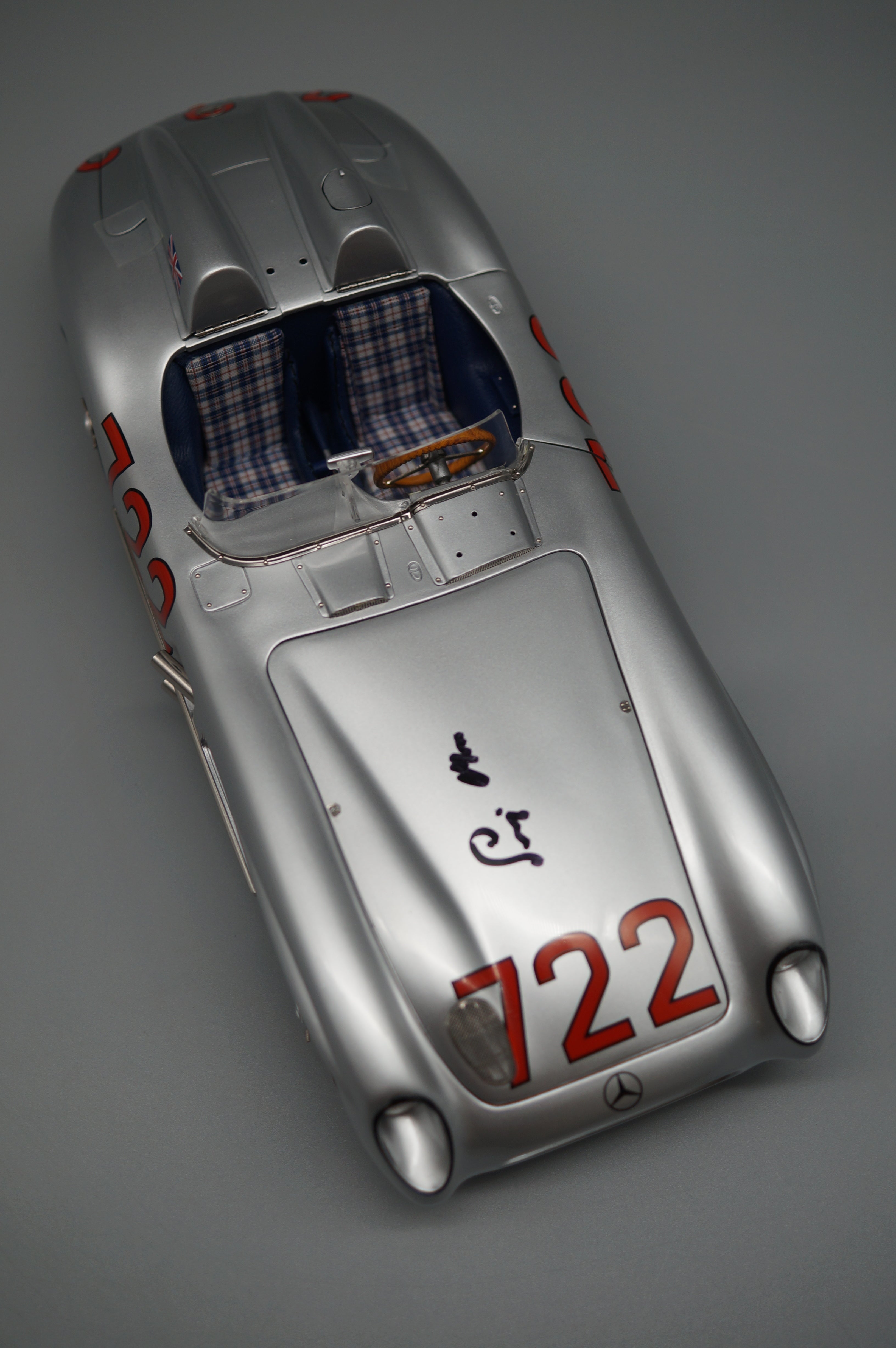 1/18 Mercedes-Benz 300SLR #722 Mille Miglia Stirling MOSS Signatur Edition CMC M-072 LE 722 Stück
