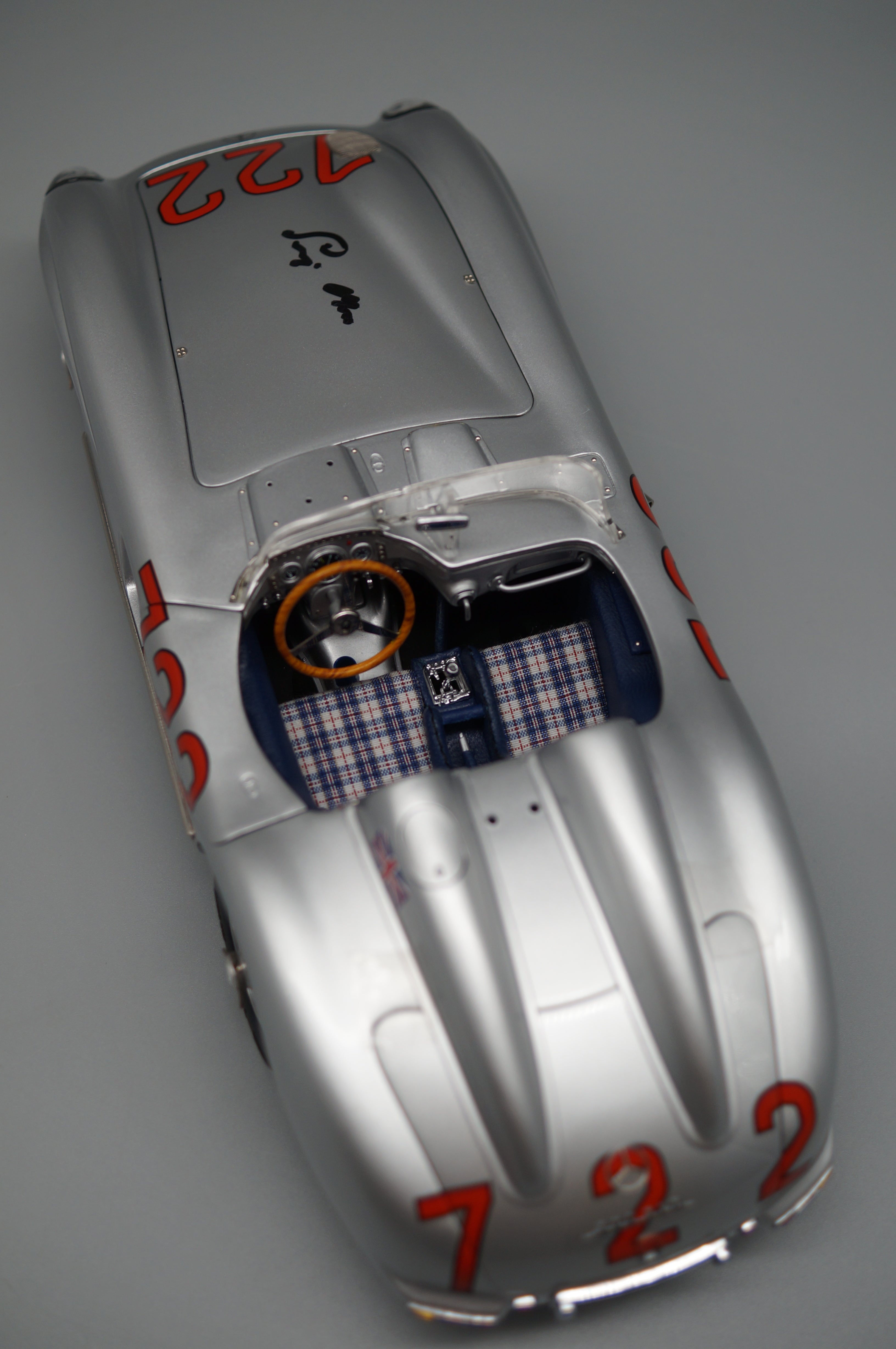 1/18 Mercedes-Benz 300SLR #722 Mille Miglia Stirling MOSS Signatur Edition CMC M-072 LE 722 Stück