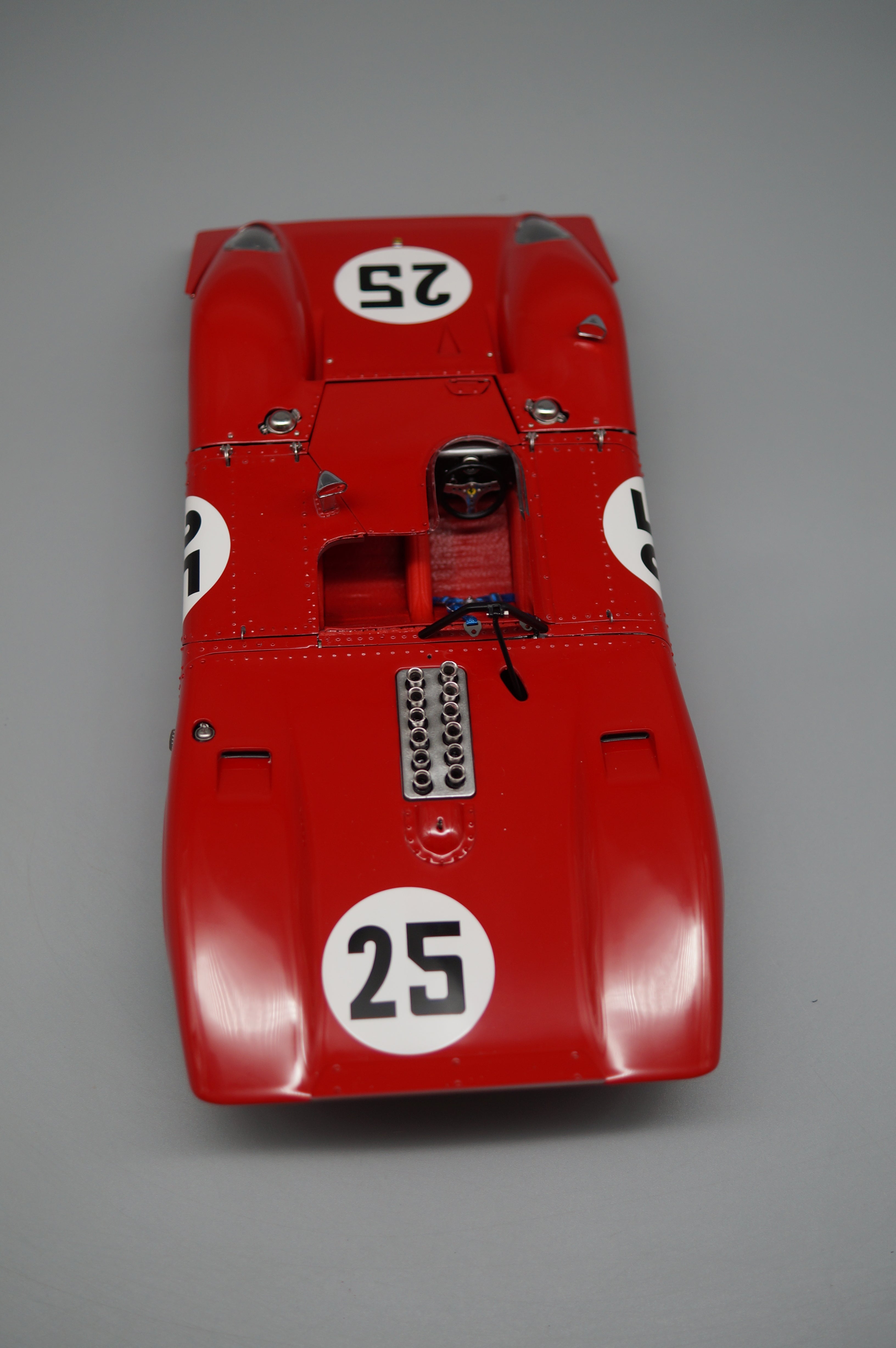 1/18 Ferrari 312P Spyder CMC M-095 -pre-owned-