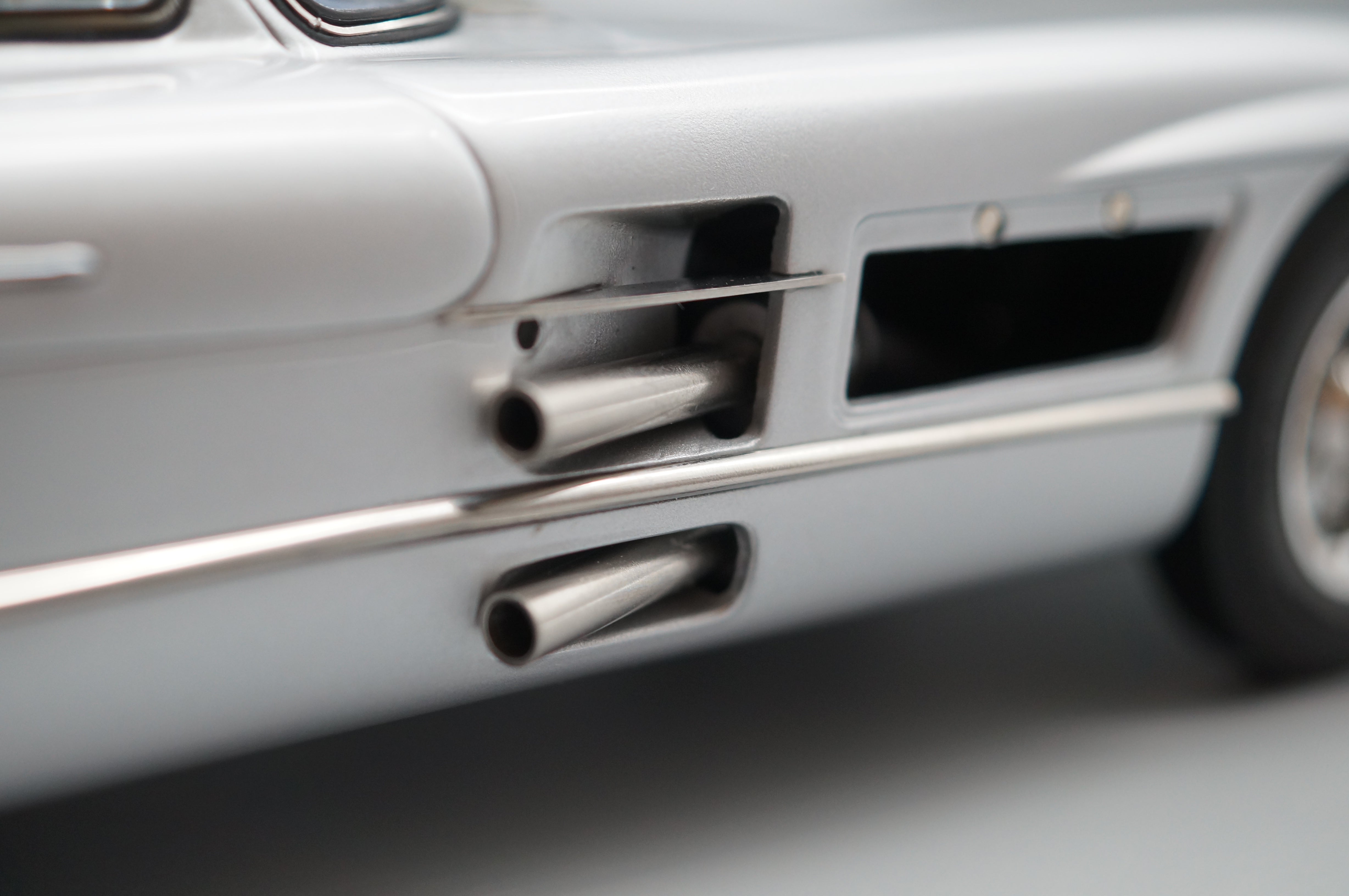 1/18 Mercedes-Benz 300 SLR Coupe 1955 Blaues Interieur CMC M-243