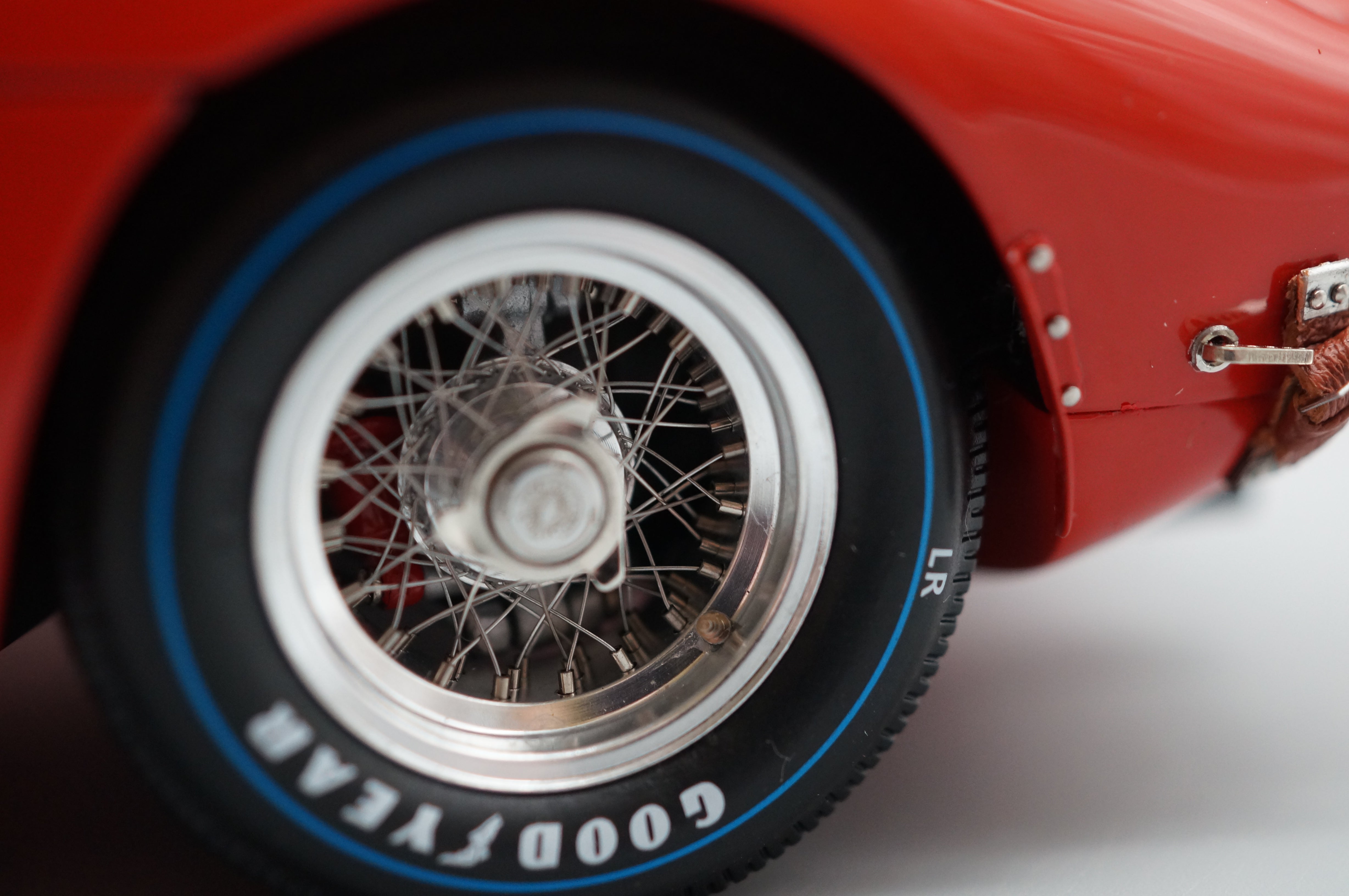 1/18 Ferrari 250 LM #21 RHD 24H Le Mans1965 Rindt/Gregory CMC M-263