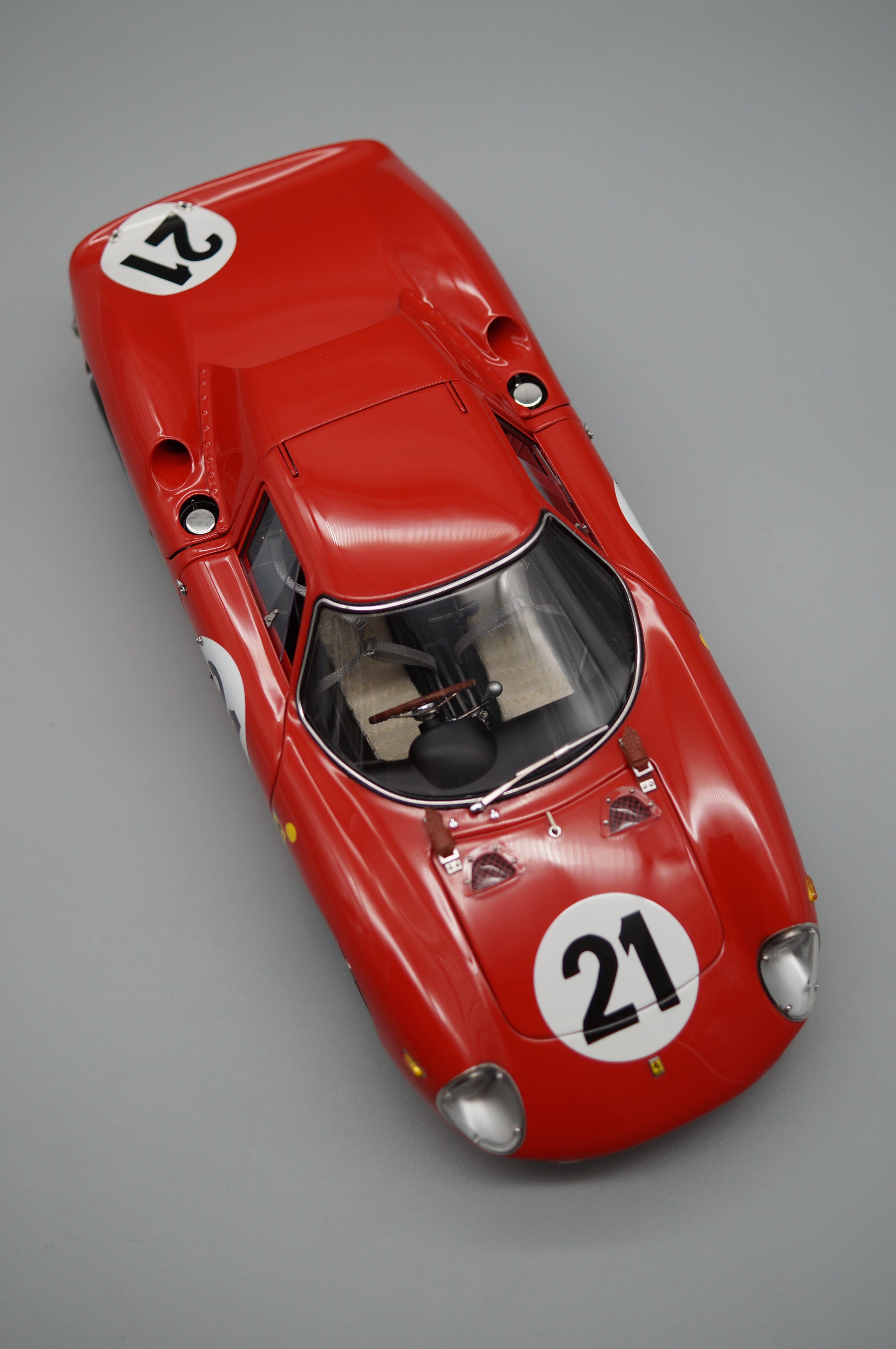 1/18 Ferrari 250 LM #21 RHD 24H Le Mans1965 Rindt/Gregory CMC M-263