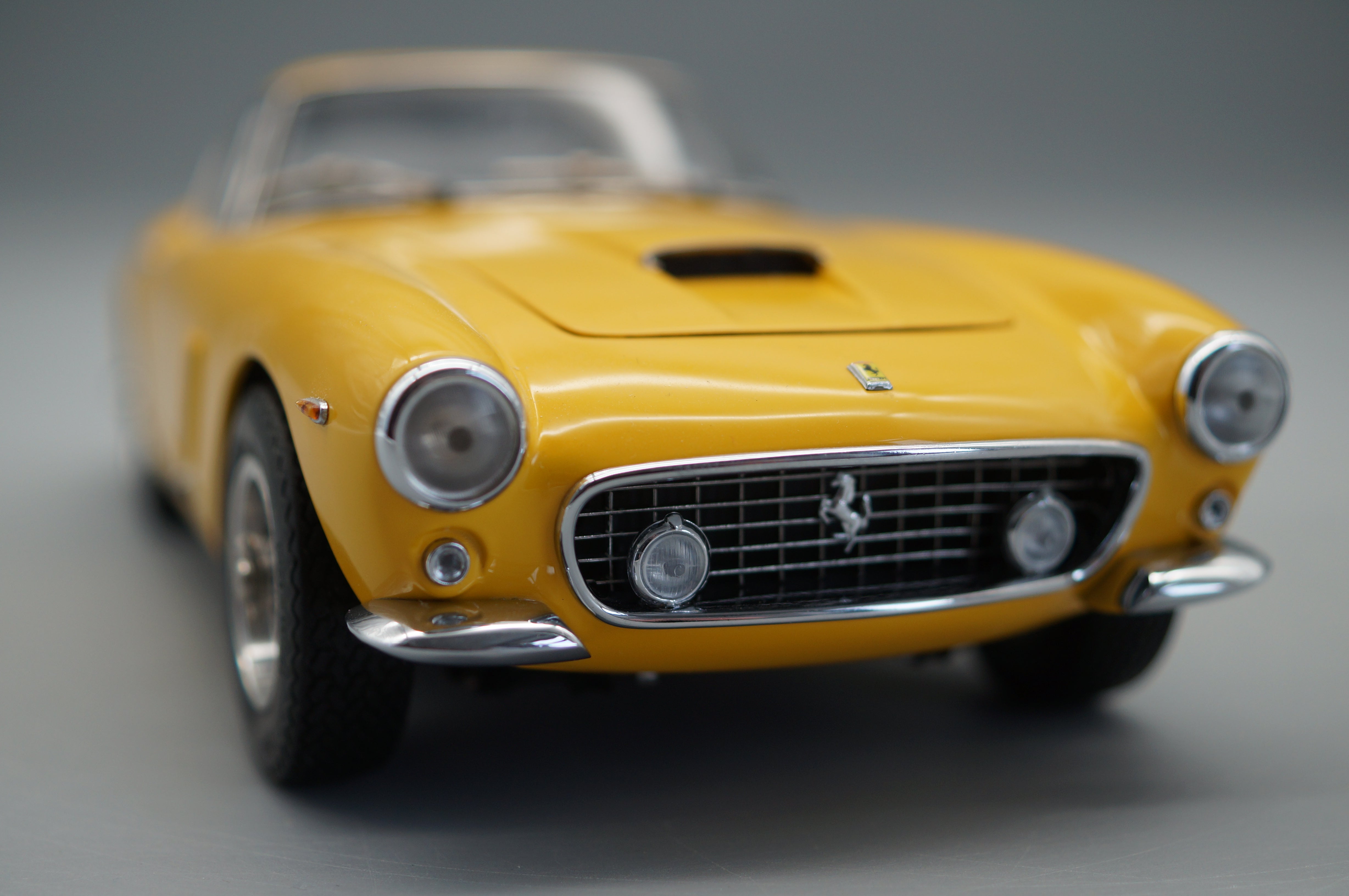 1/18 Ferrari 250 GT Berlinetta passo corto GELB #3600 CMC M-054 -pre-owned