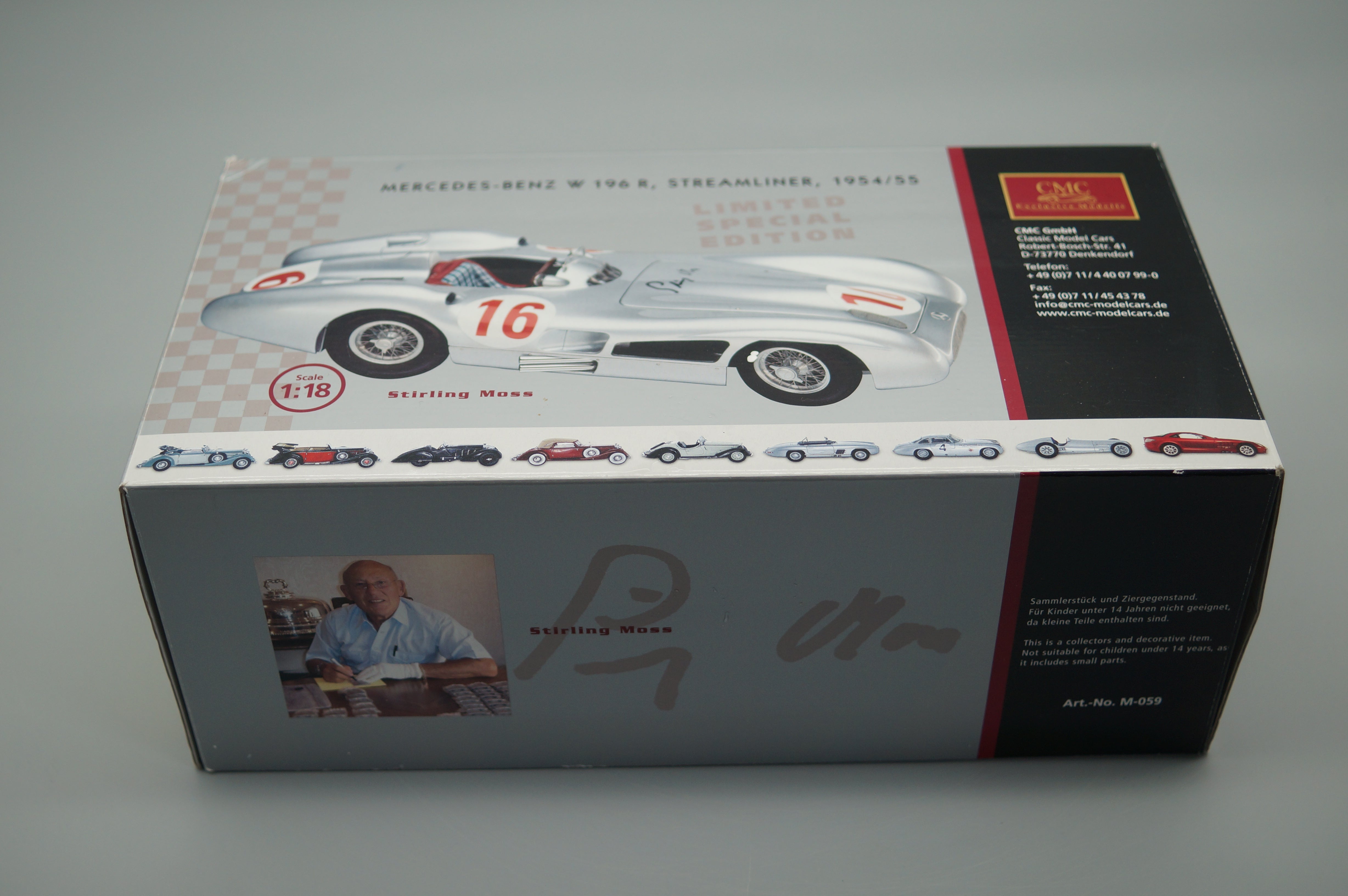 Mercedes-Benz W196R #16 signed by Stirling Moss #716/800 CMC M-059 - pre-owned