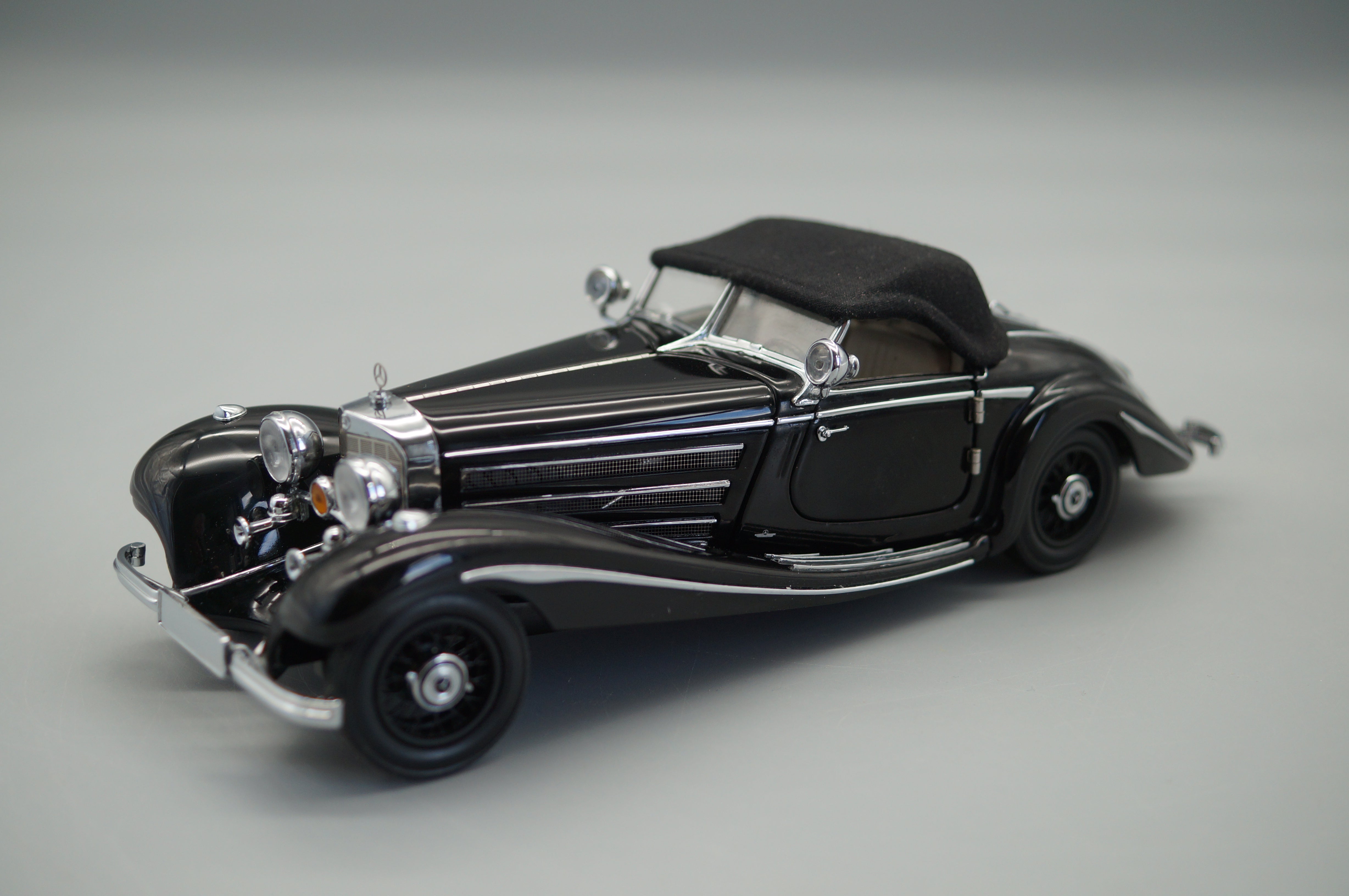 1/24 Mercedes-Benz 500K Spezialroadster Black VANBO/CMC M-010 -pre-owned