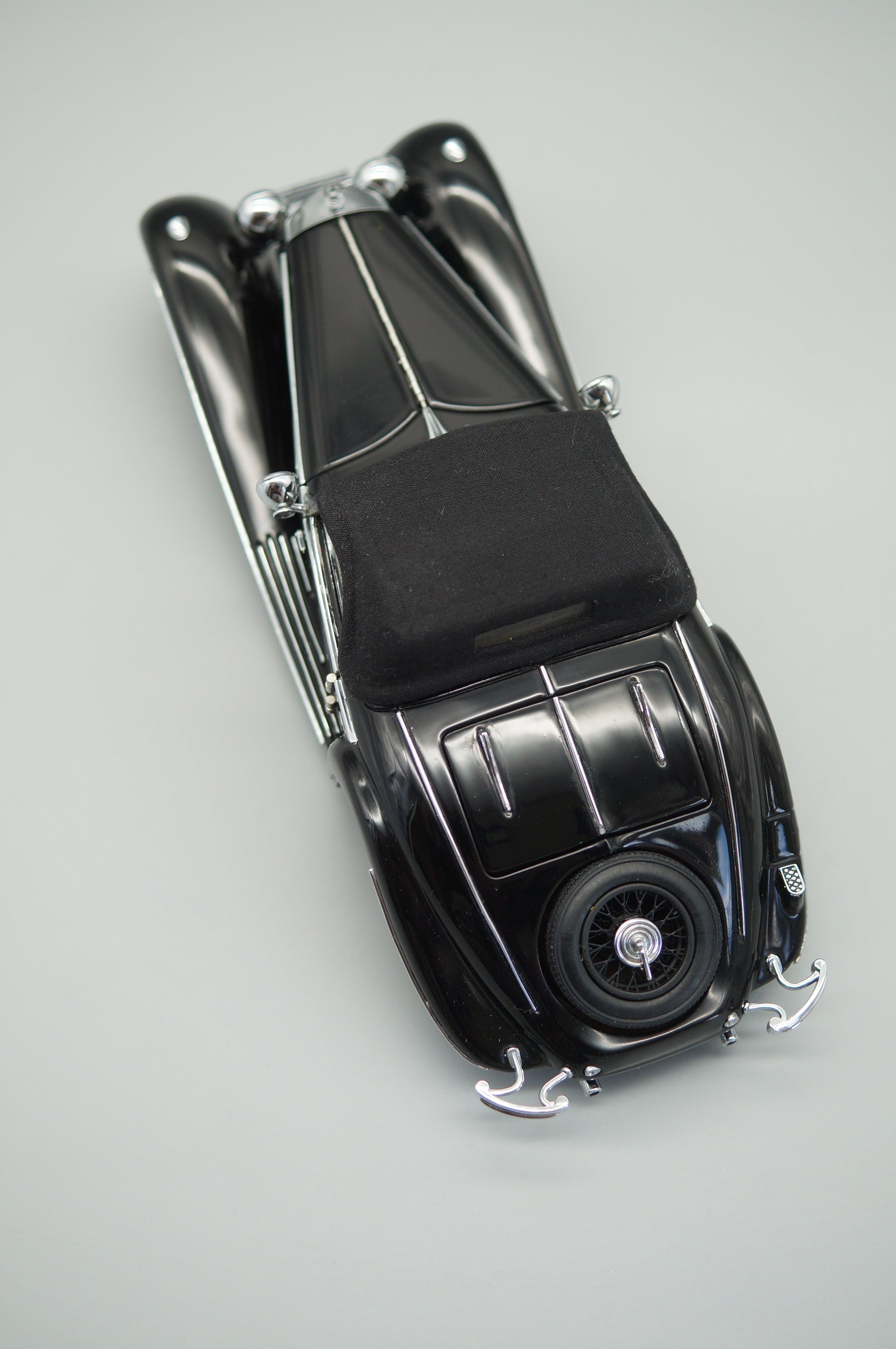 Mercedes-Benz 540K Cabriolet B red/black CMC M-003R 1/24
