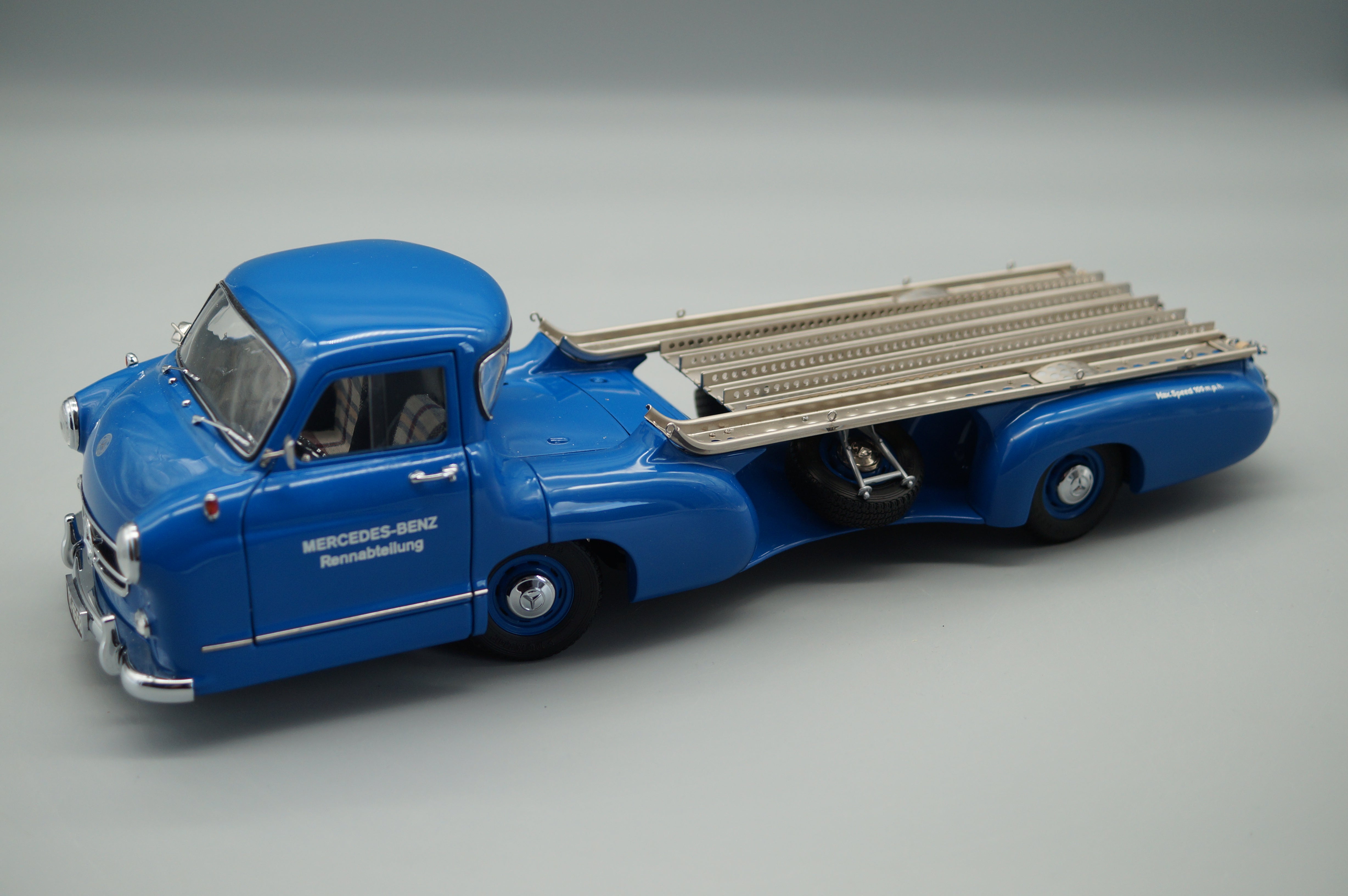 1/18 Mercedes-Benz Renntransporter Das blaue Wunder #1891 CMC M-036 - pre-owned