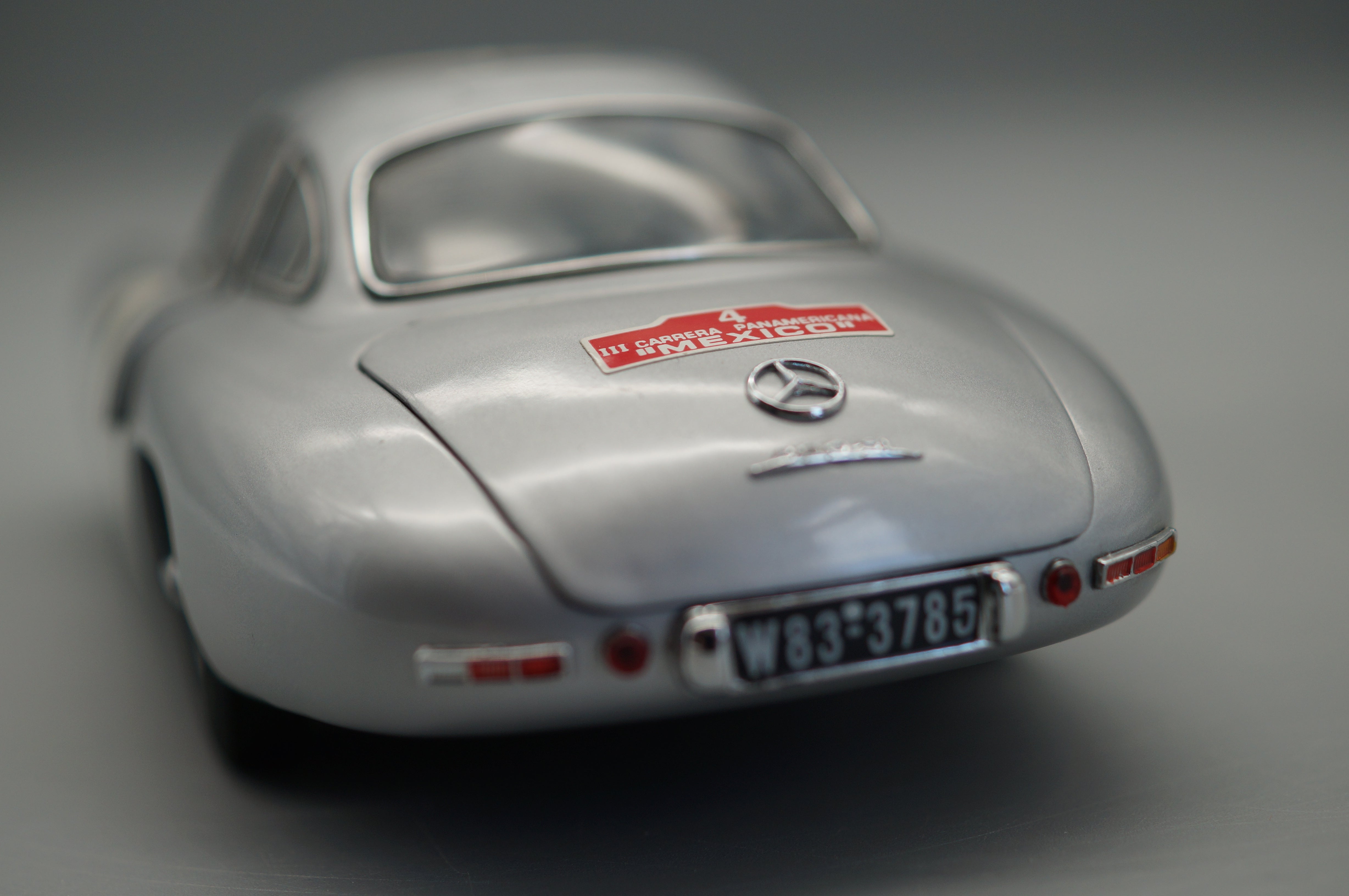 1/24 Mercedes-Benz 300SL #4 Panamericana #1960 CMC M-017 -pre-owned