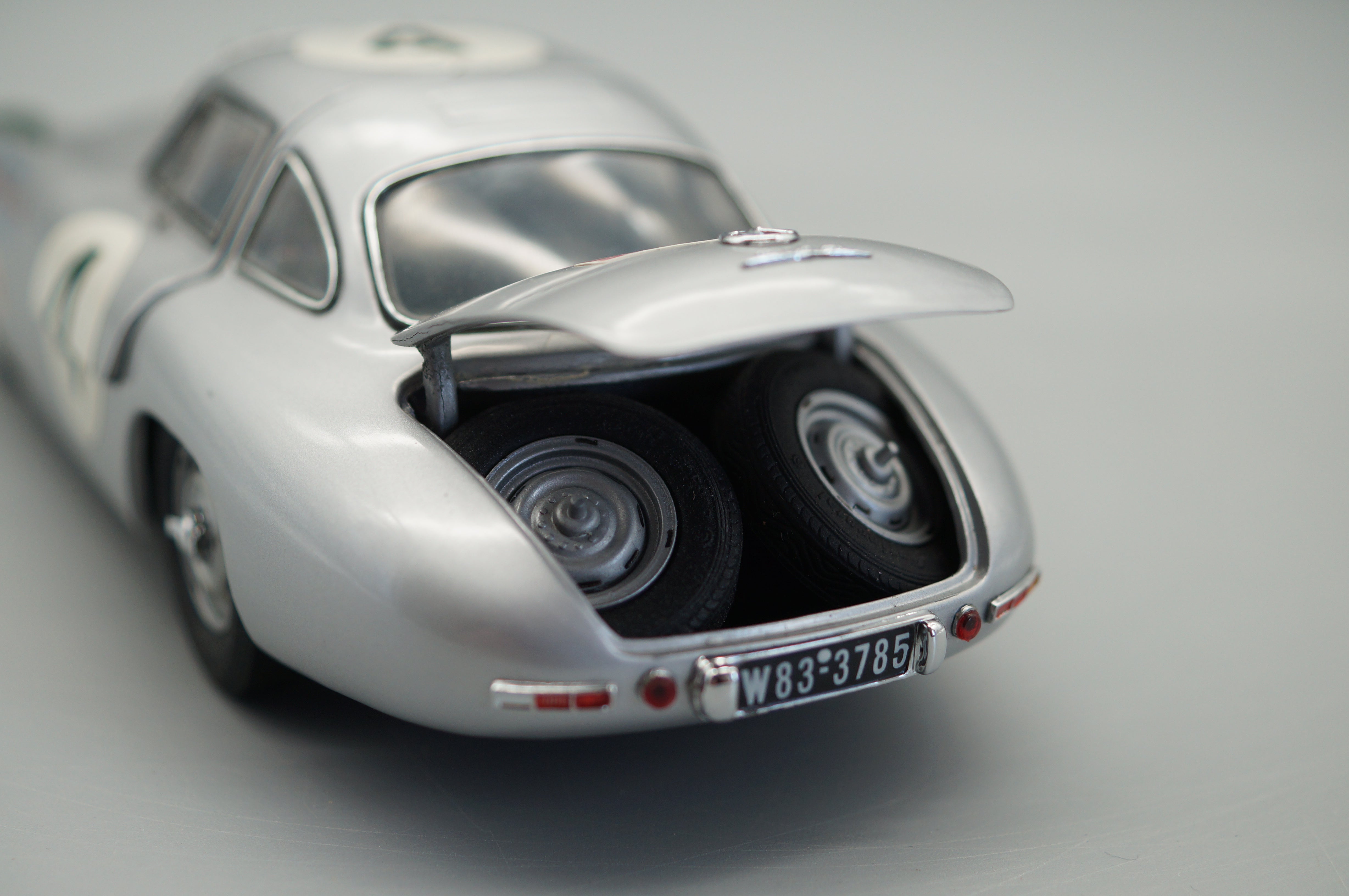 1/24 Mercedes-Benz 300SL #4 Panamericana #1960 CMC M-017 -pre-owned