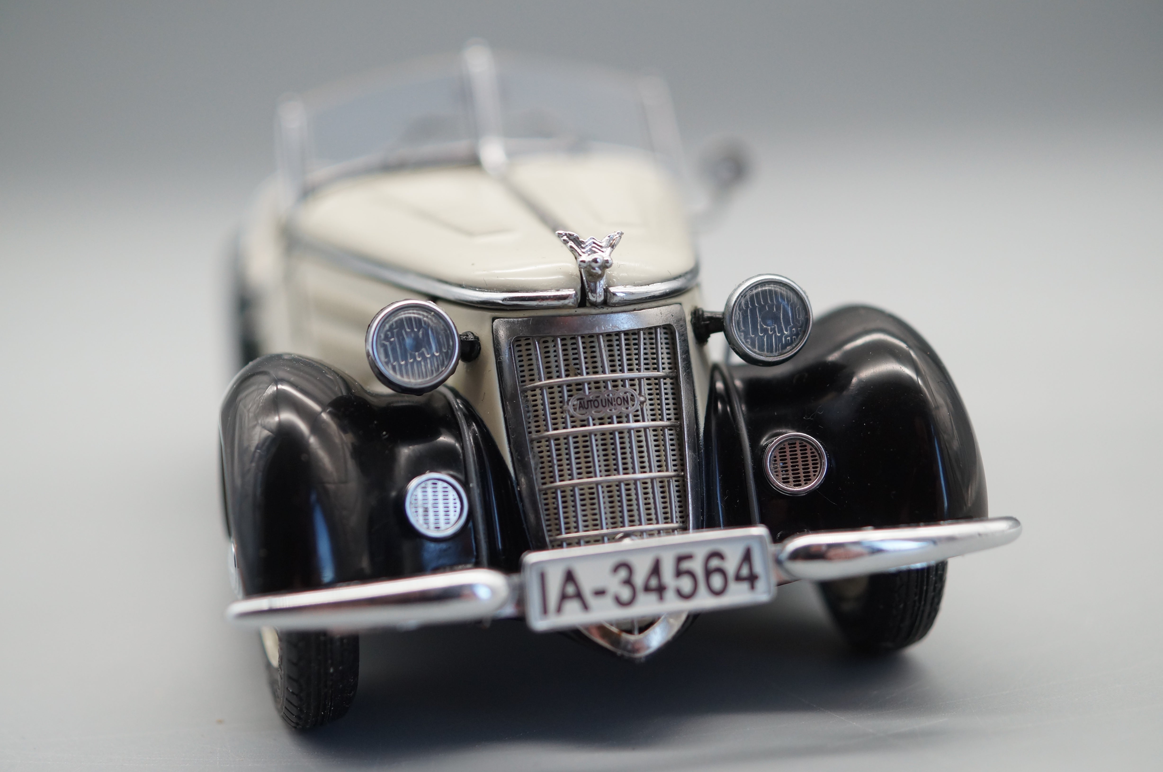 1/24 Wanderer 25 K Kompressor Roadster 1936 #1885 CMC M-028 -pre-owned