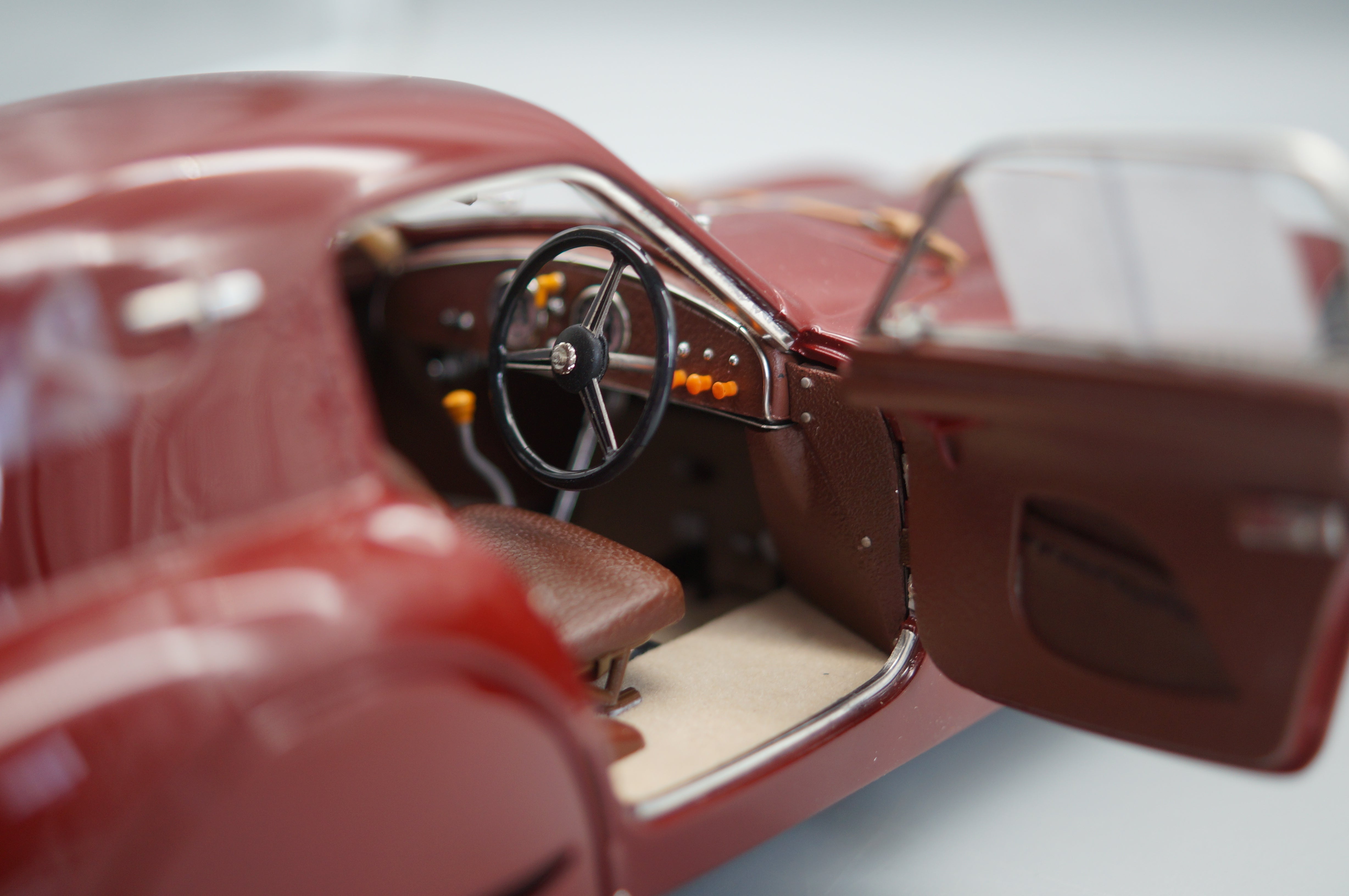 1/18 Alfa Romeo 8C 2900B Speciale Touring Coupe 1938 CMC M-107 -pre-owned-