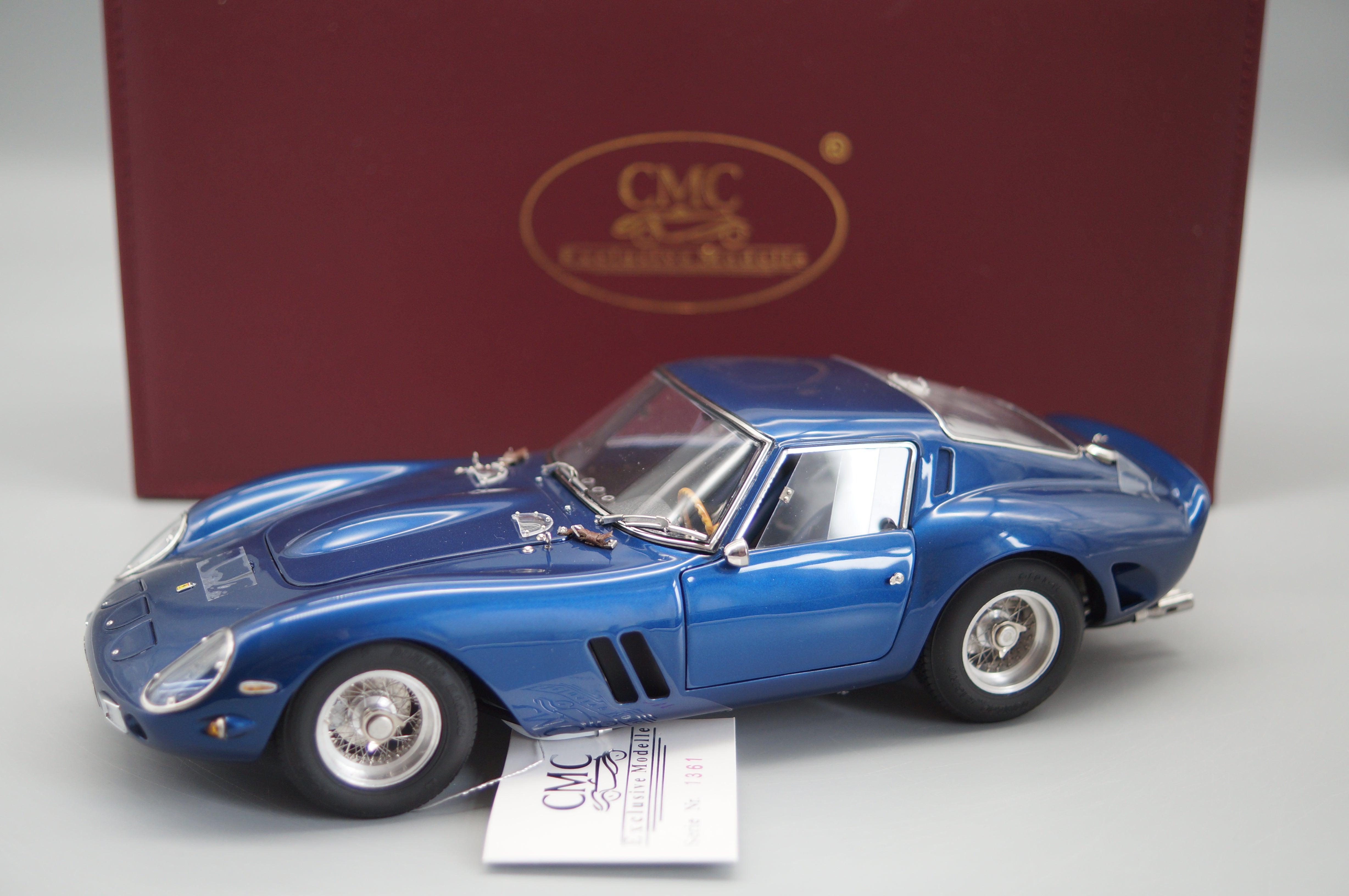 1/18 CMC Ferrari 250 GTO 1962 BLAU #1361 CMC M-152 -pre-owned-