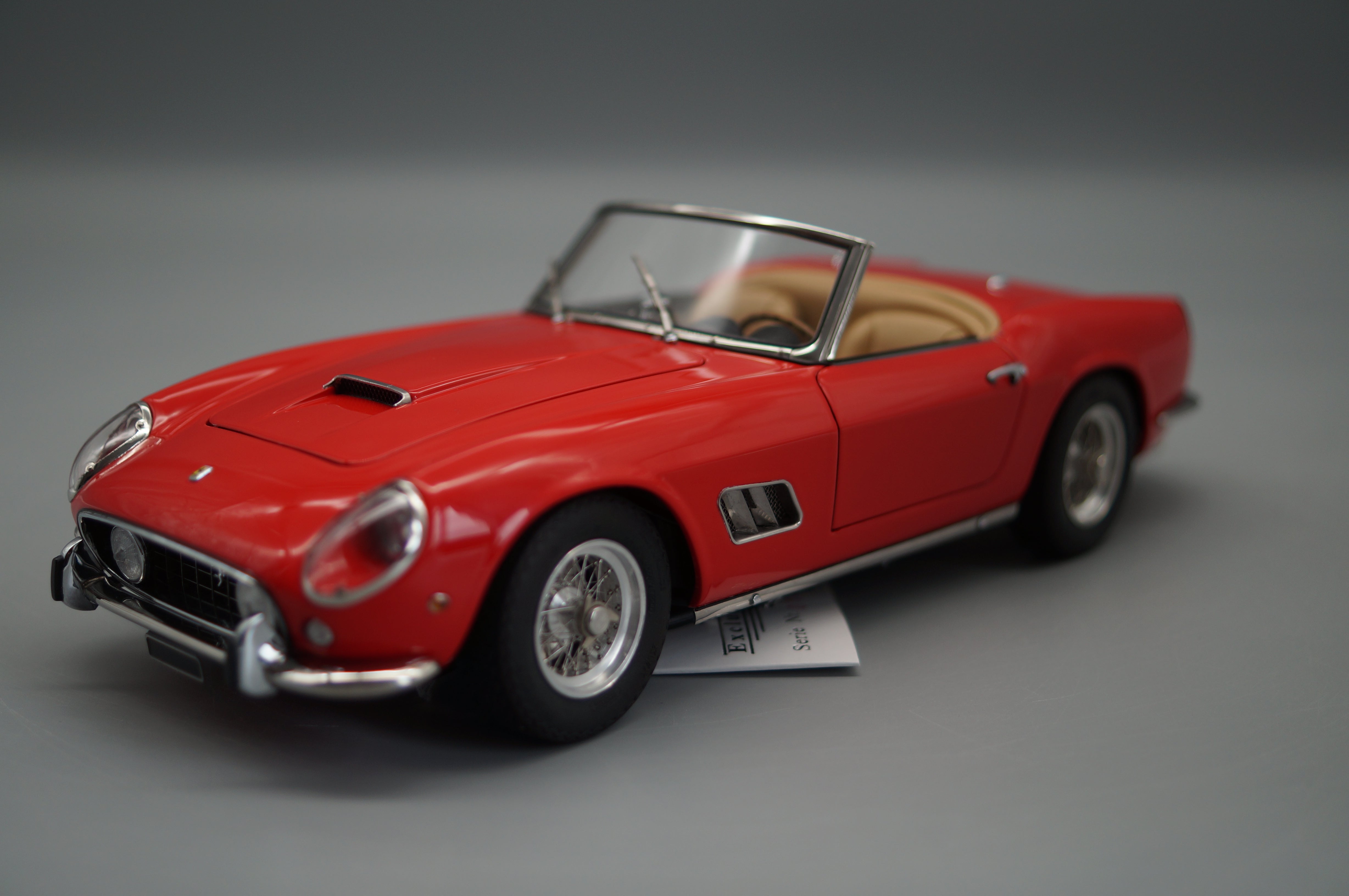 1/18 Ferrari 250 SWB Spyder California 1961 red #0117 CMC M-091 -pre-owned