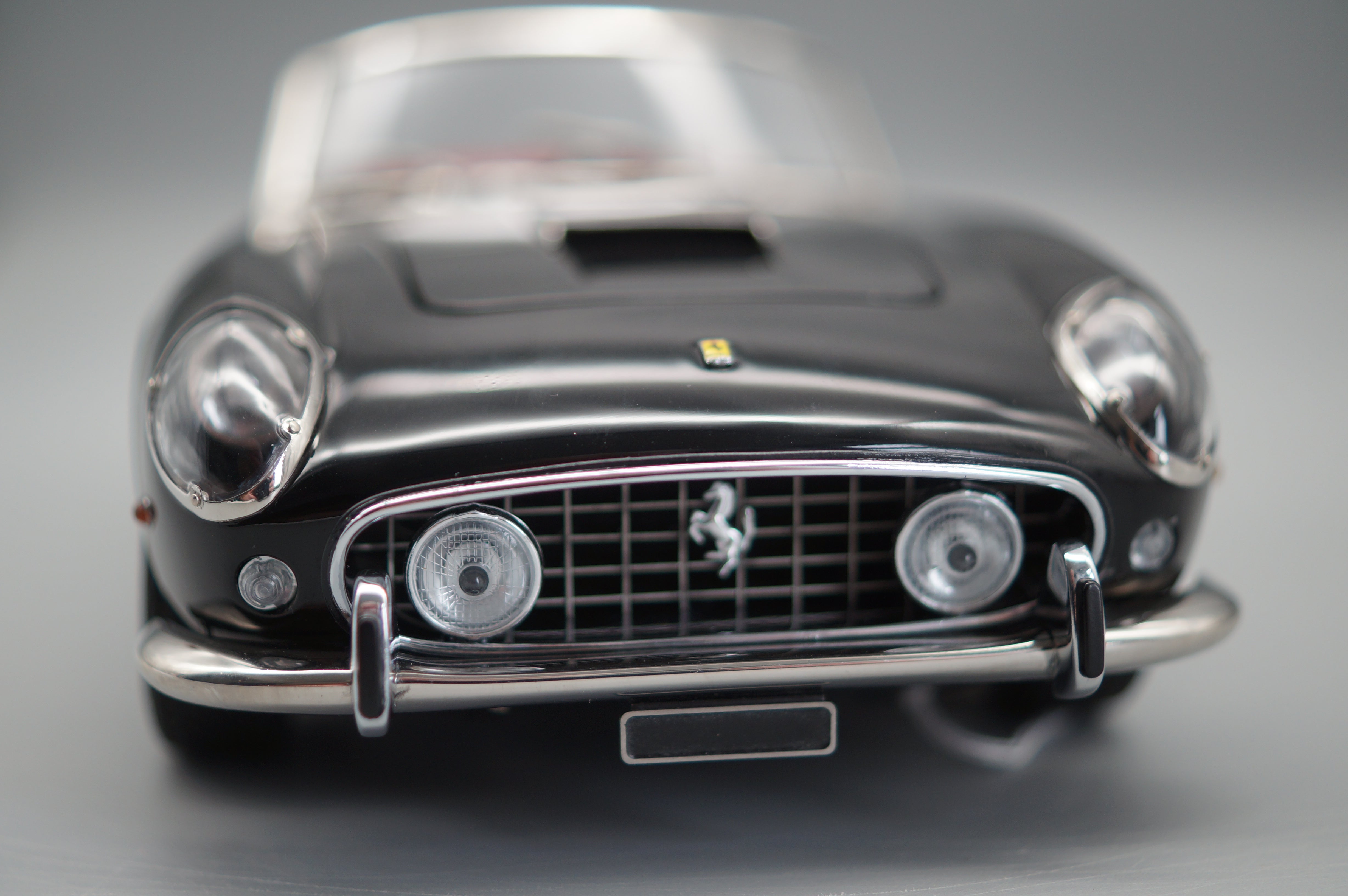 1/18 Ferrari 250 SWB California Spyder 1961 Black CMC M-094 #1803/2500 - pre-owned