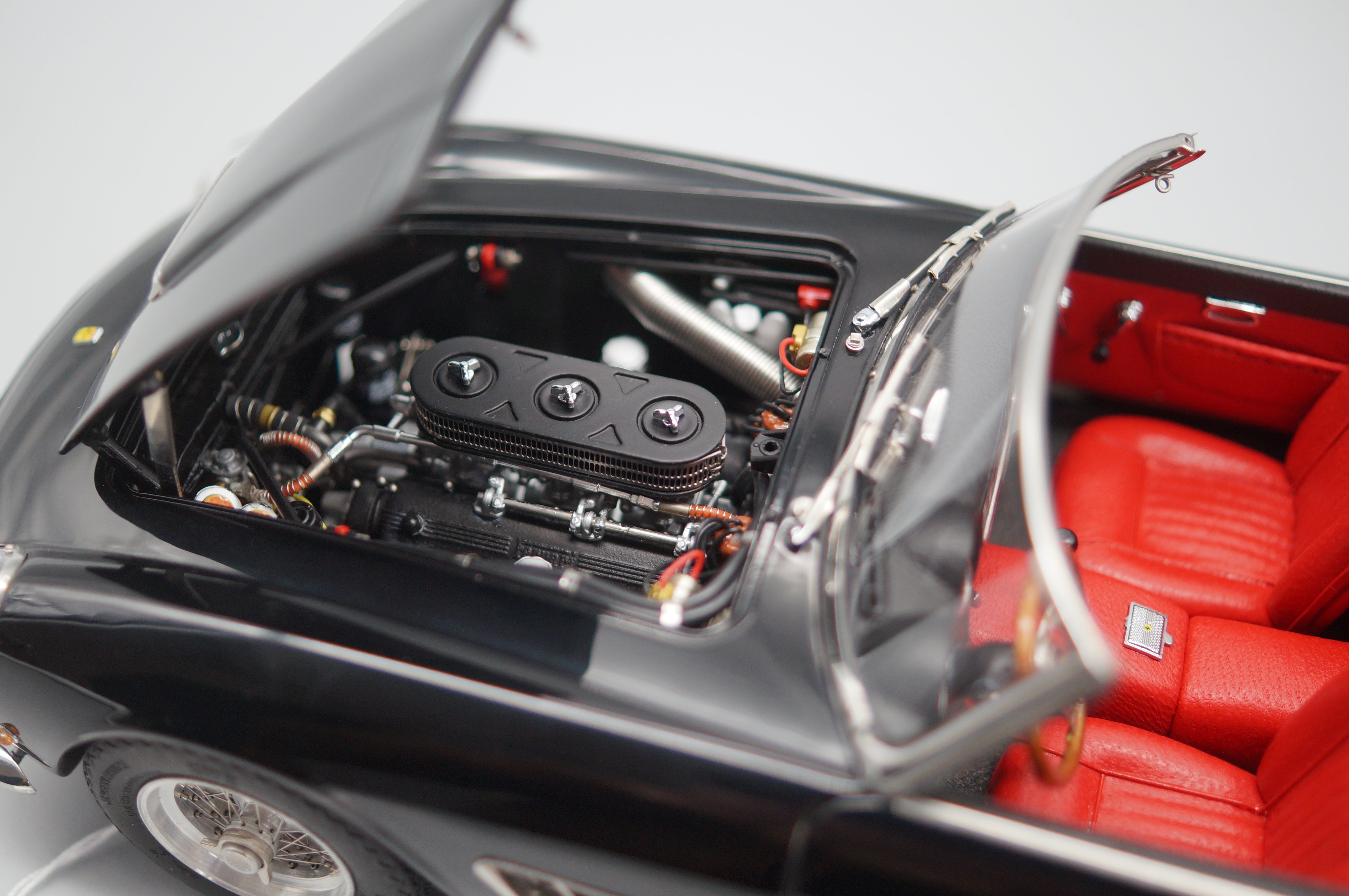 1/18 Ferrari 250 SWB California Spyder 1961 Black CMC M-094 #1803/2500 - pre-owned